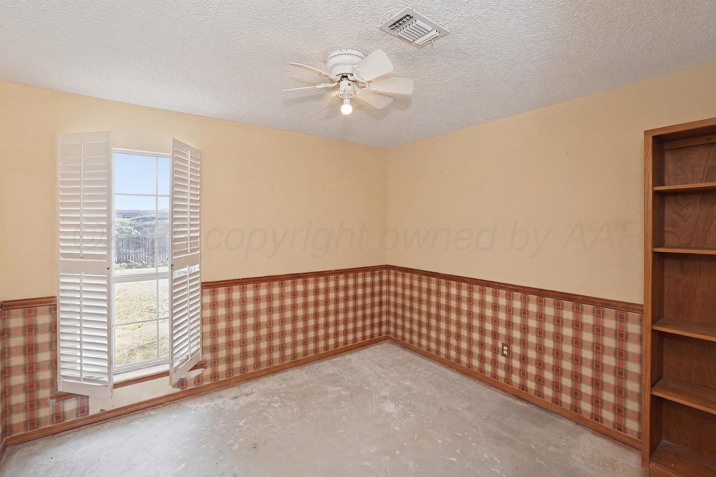 1001 Sterling Drive Property Photo 10