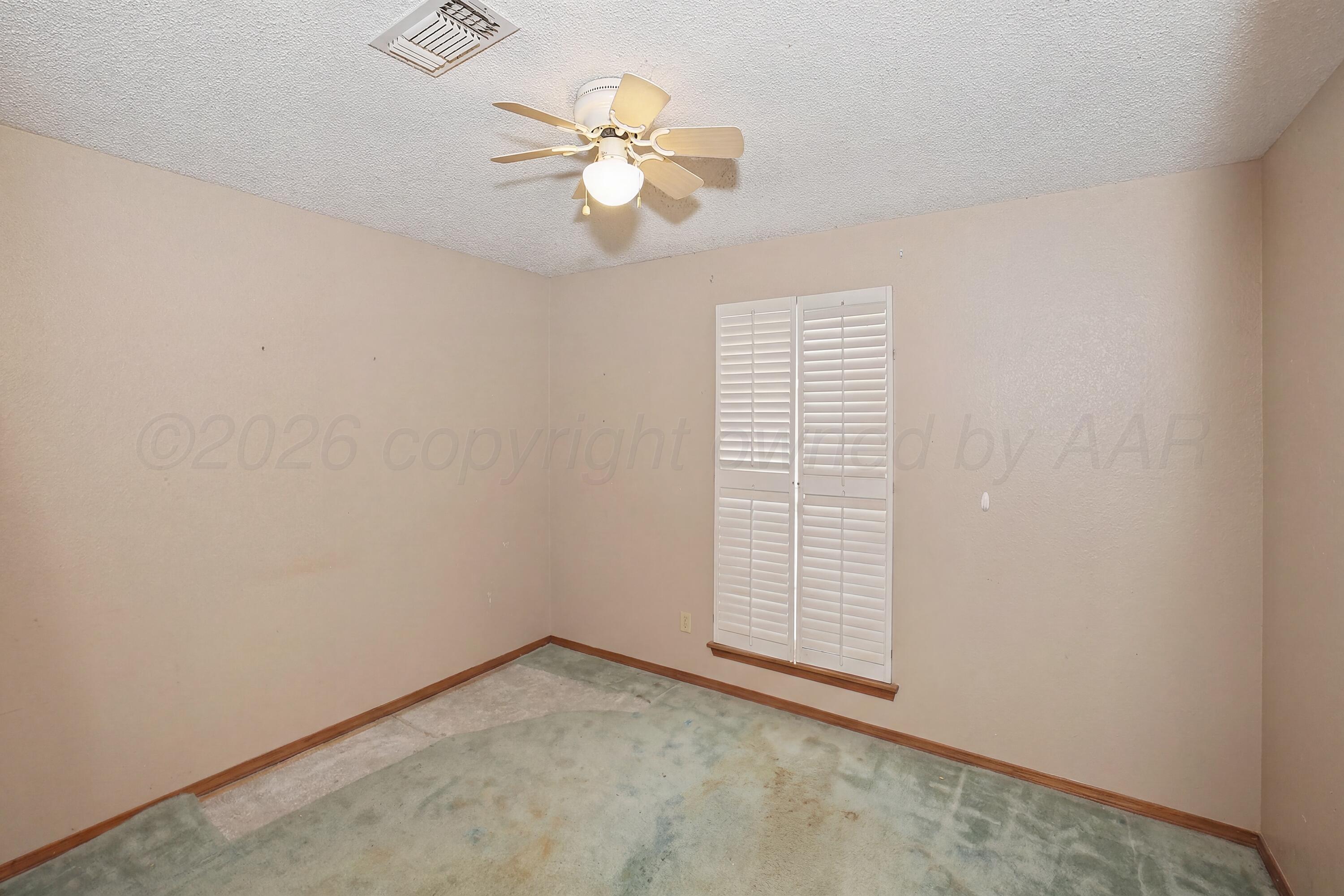 1001 Sterling Drive Property Photo 11