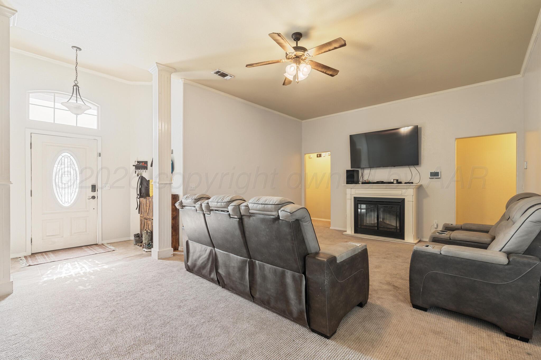 8302 Vail Drive Property Photo 4