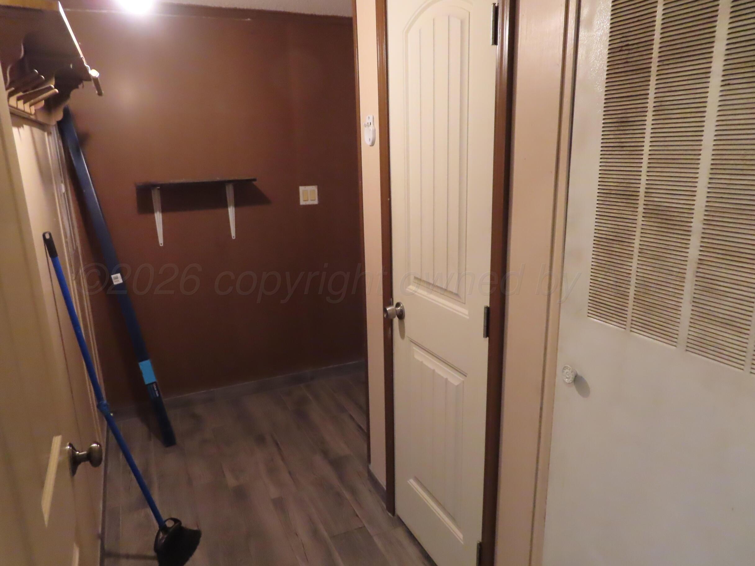 8101 Sophia Property Photo 12
