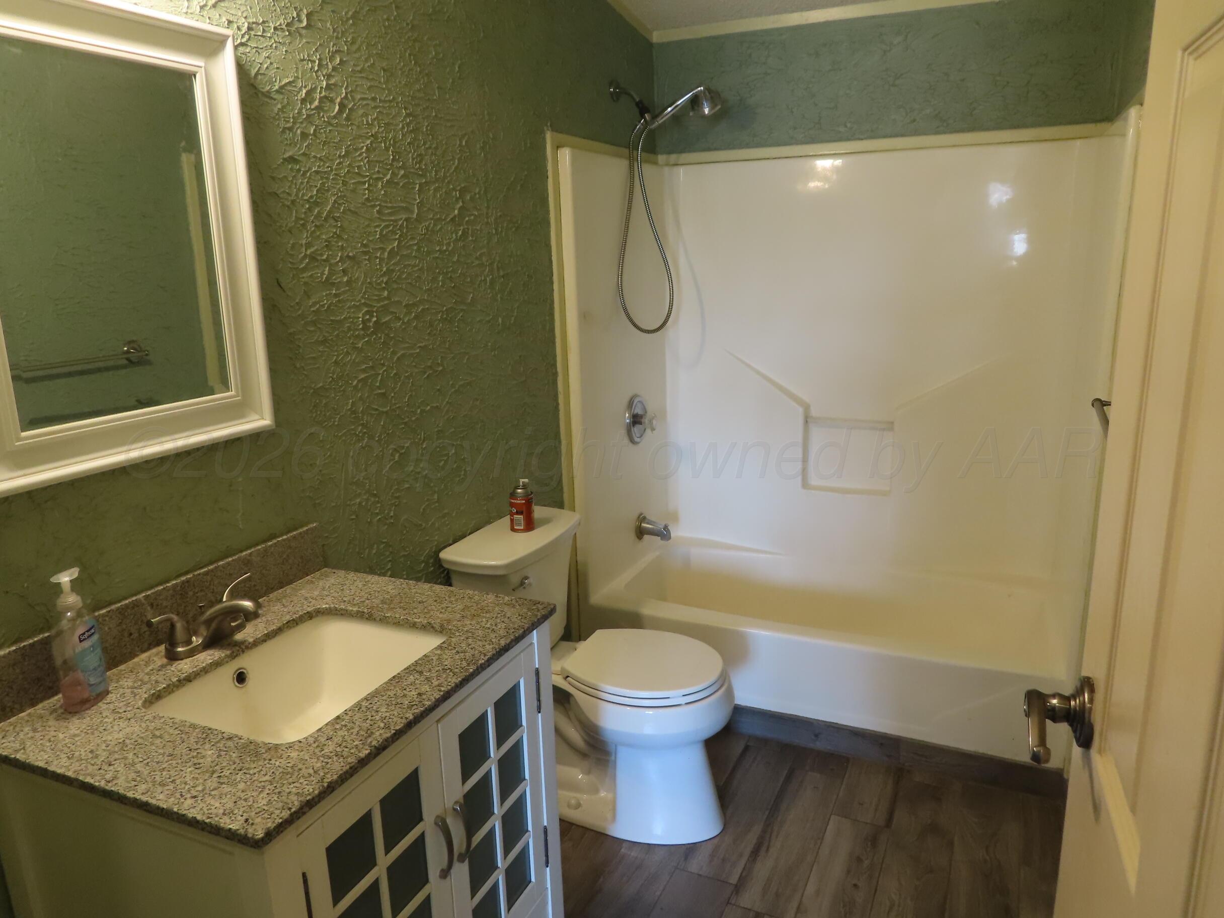 8101 Sophia Property Photo 13
