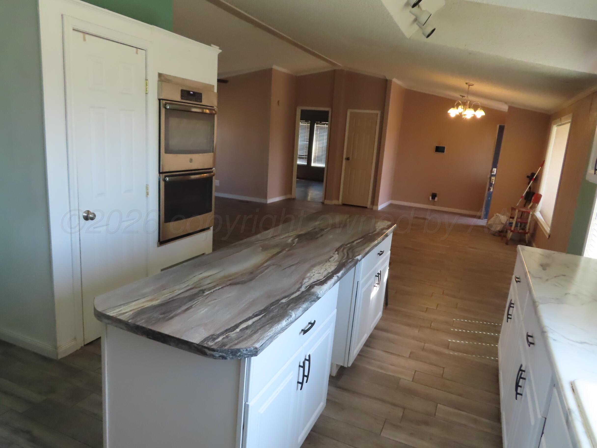 8101 Sophia Property Photo 17