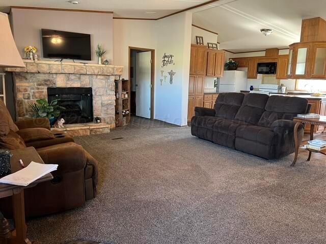 406 N Elm Street Property Photo 6