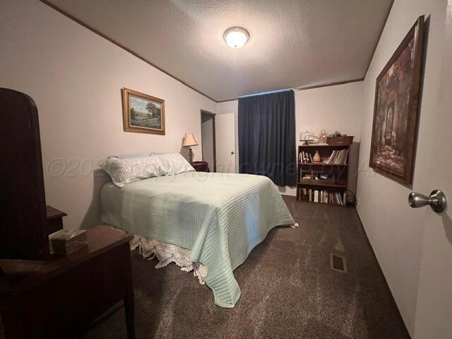 406 N Elm Street Property Photo 11