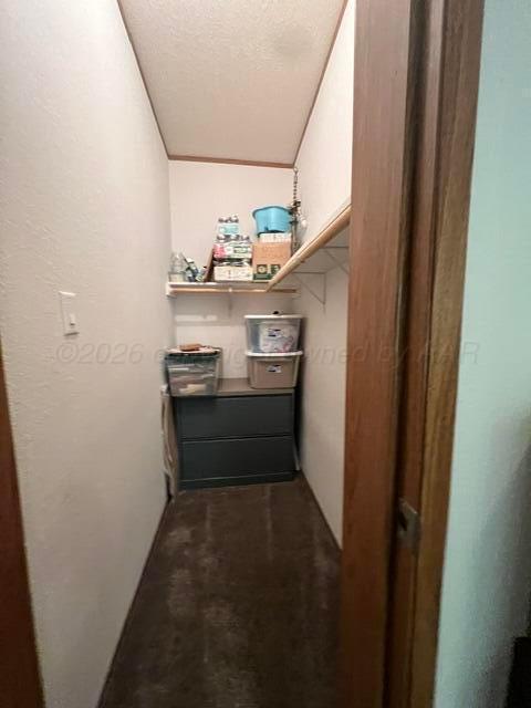 406 N Elm Street Property Photo 13