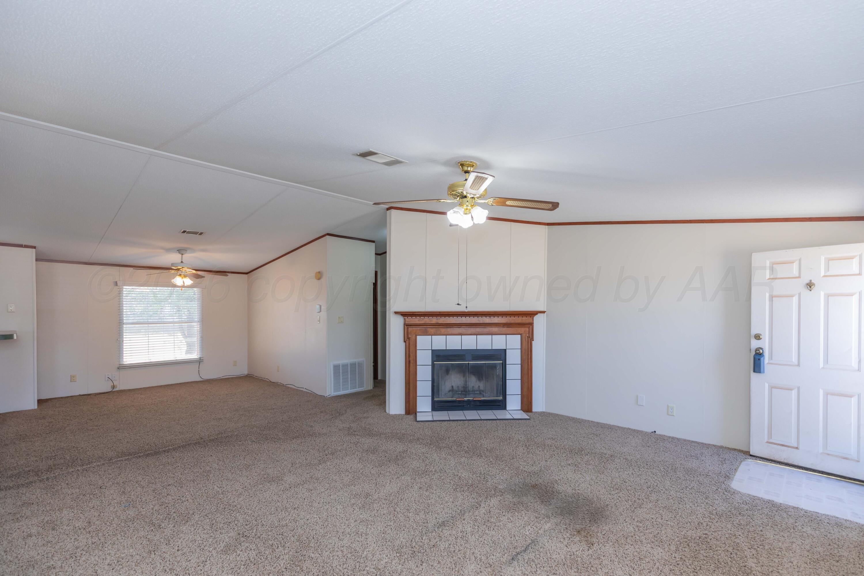 205 Nena Lane Property Photo 6