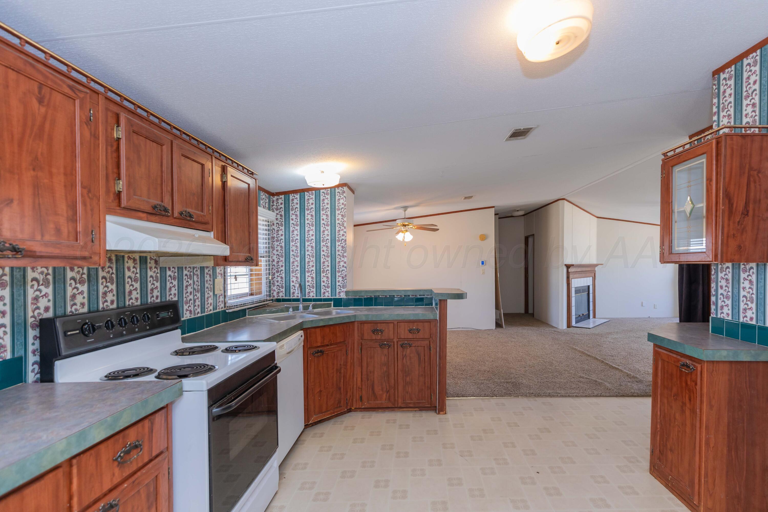 205 Nena Lane Property Photo 11