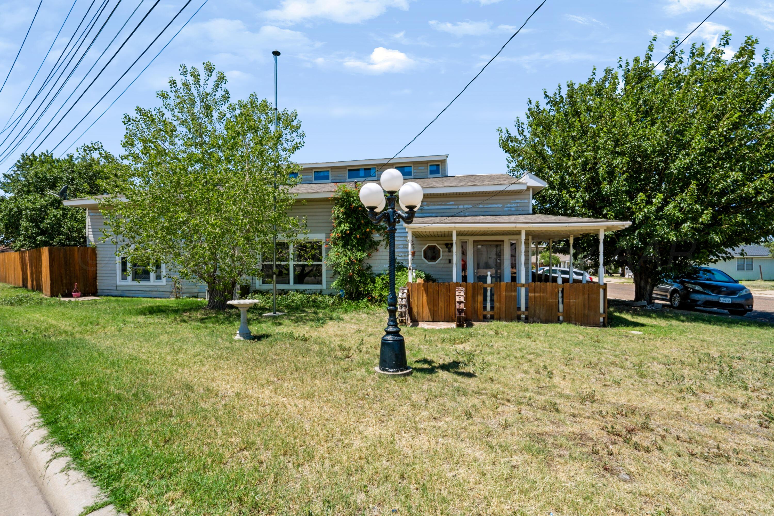 1000 S Main Street Property Photo 1