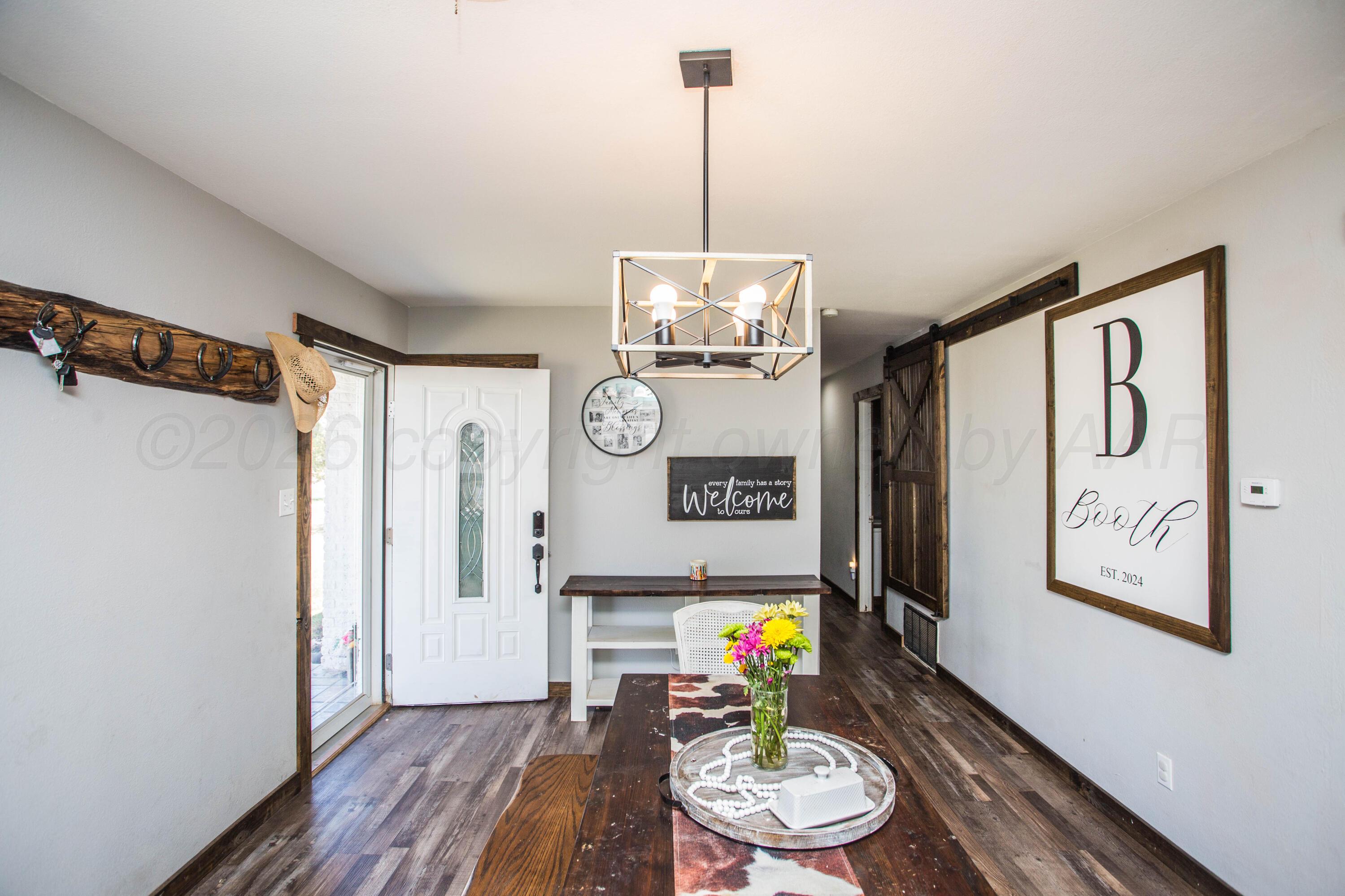 1005 N Dallas Avenue Property Photo 11