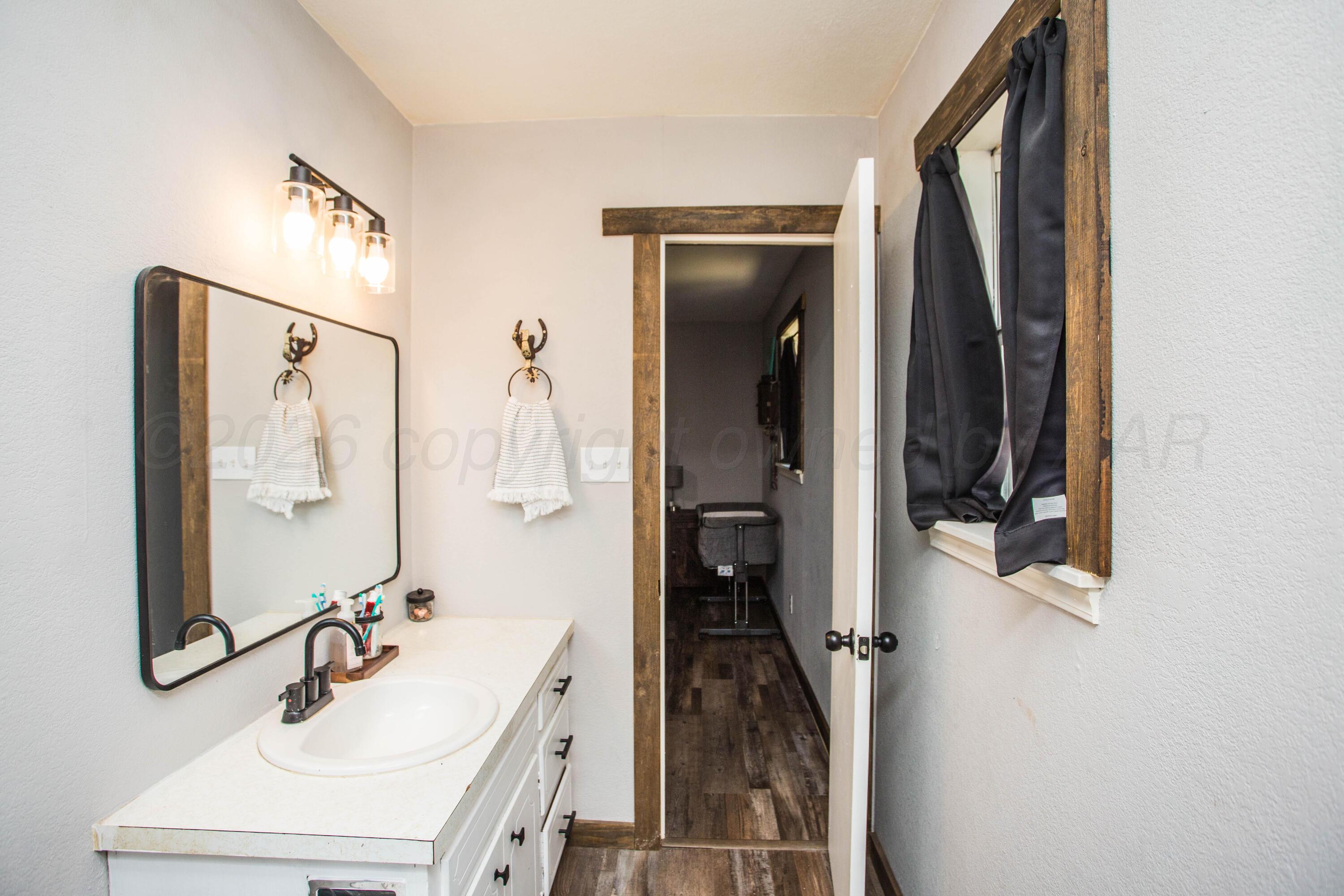 1005 N Dallas Avenue Property Photo 24