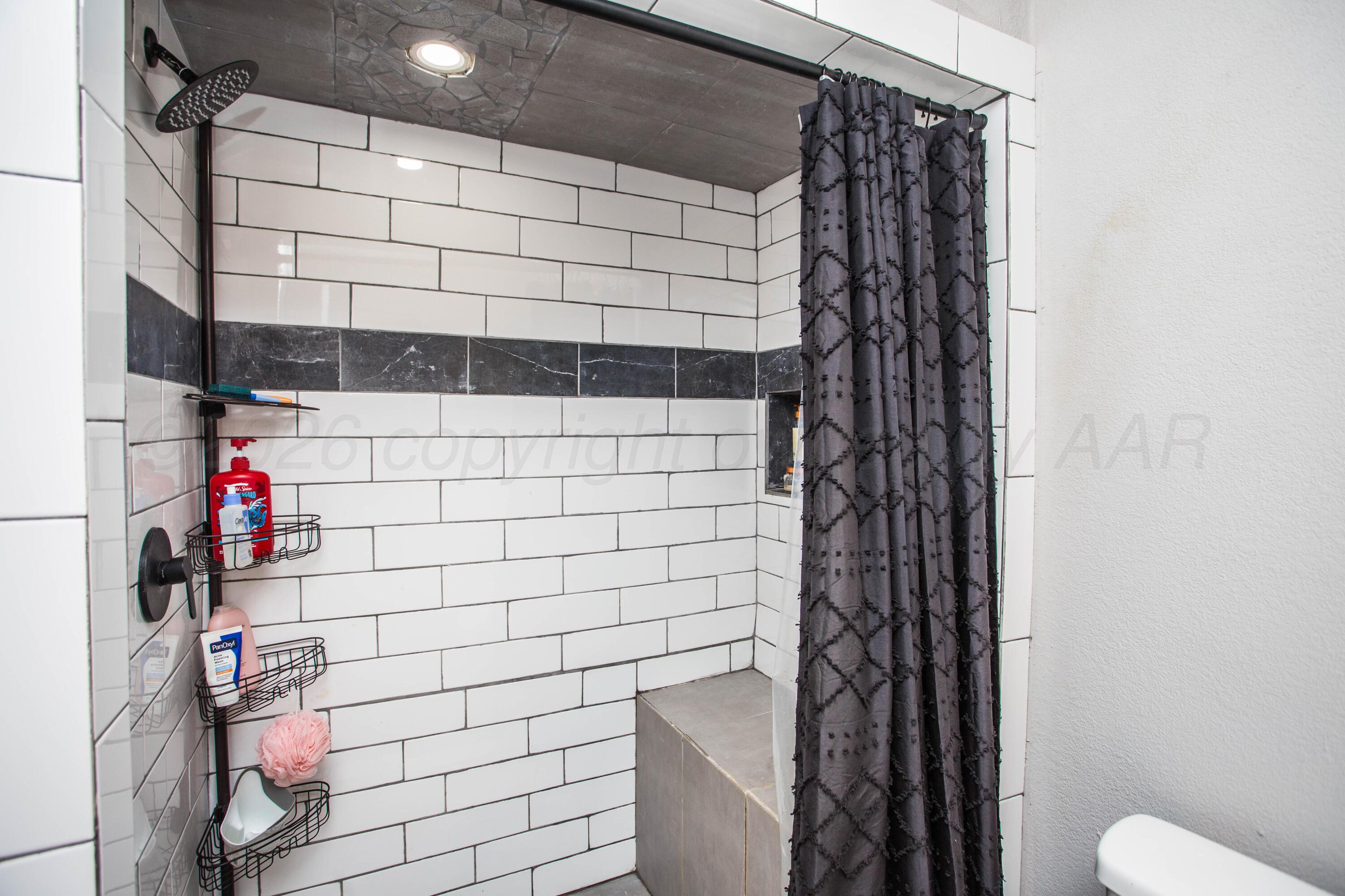 1005 N Dallas Avenue Property Photo 35