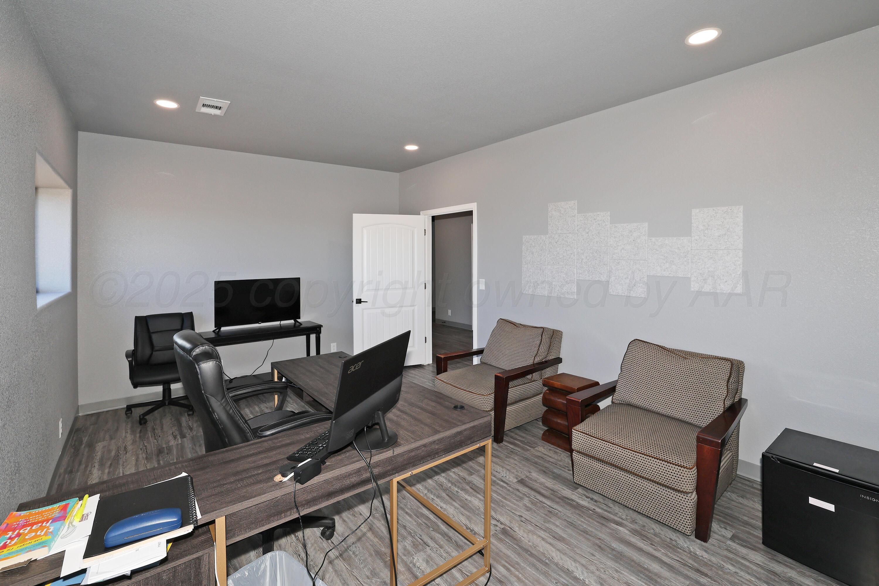 7633 Jackelope Trail Property Photo 12