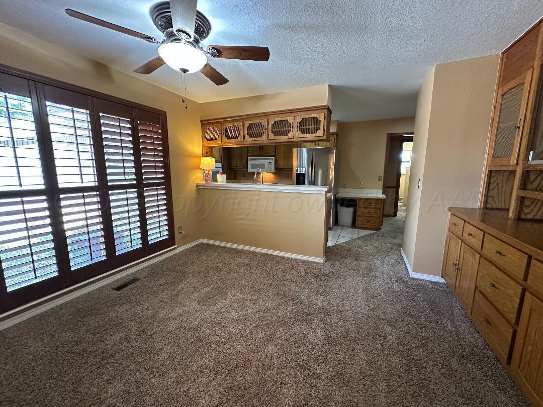 105 Bellaire Avenue Property Photo 4