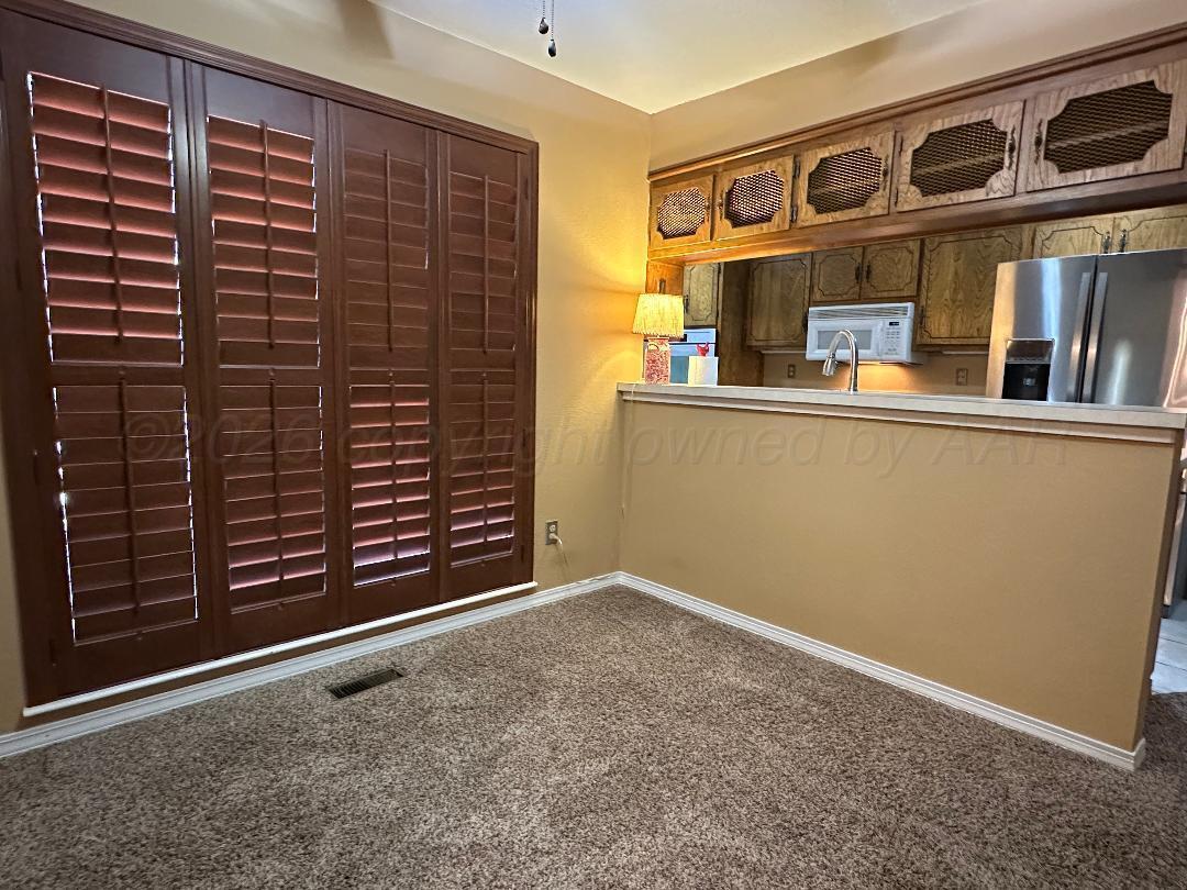 105 Bellaire Avenue Property Photo 5