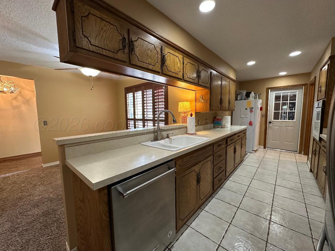 105 Bellaire Avenue Property Photo 7