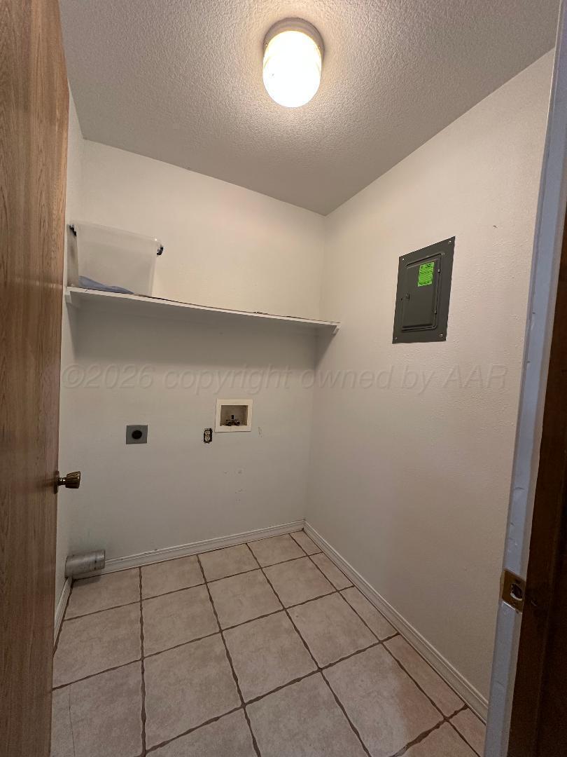 105 Bellaire Avenue Property Photo 10