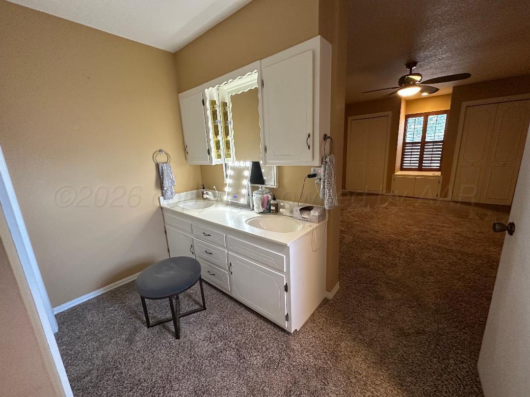 105 Bellaire Avenue Property Photo 16