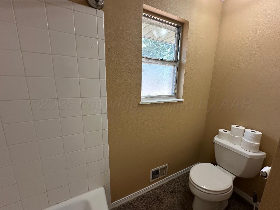 105 Bellaire Avenue Property Photo 20