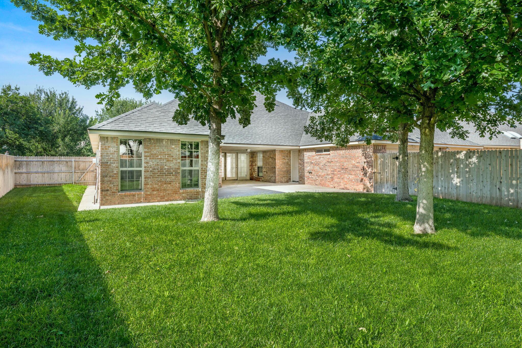 7604 Bayswater Road Property Photo 4