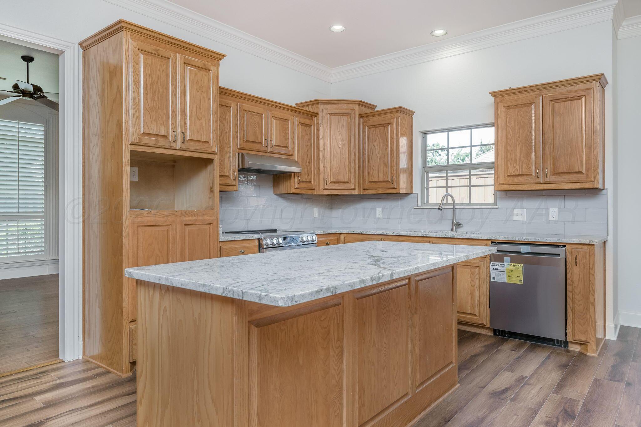 7604 Bayswater Road Property Photo 12