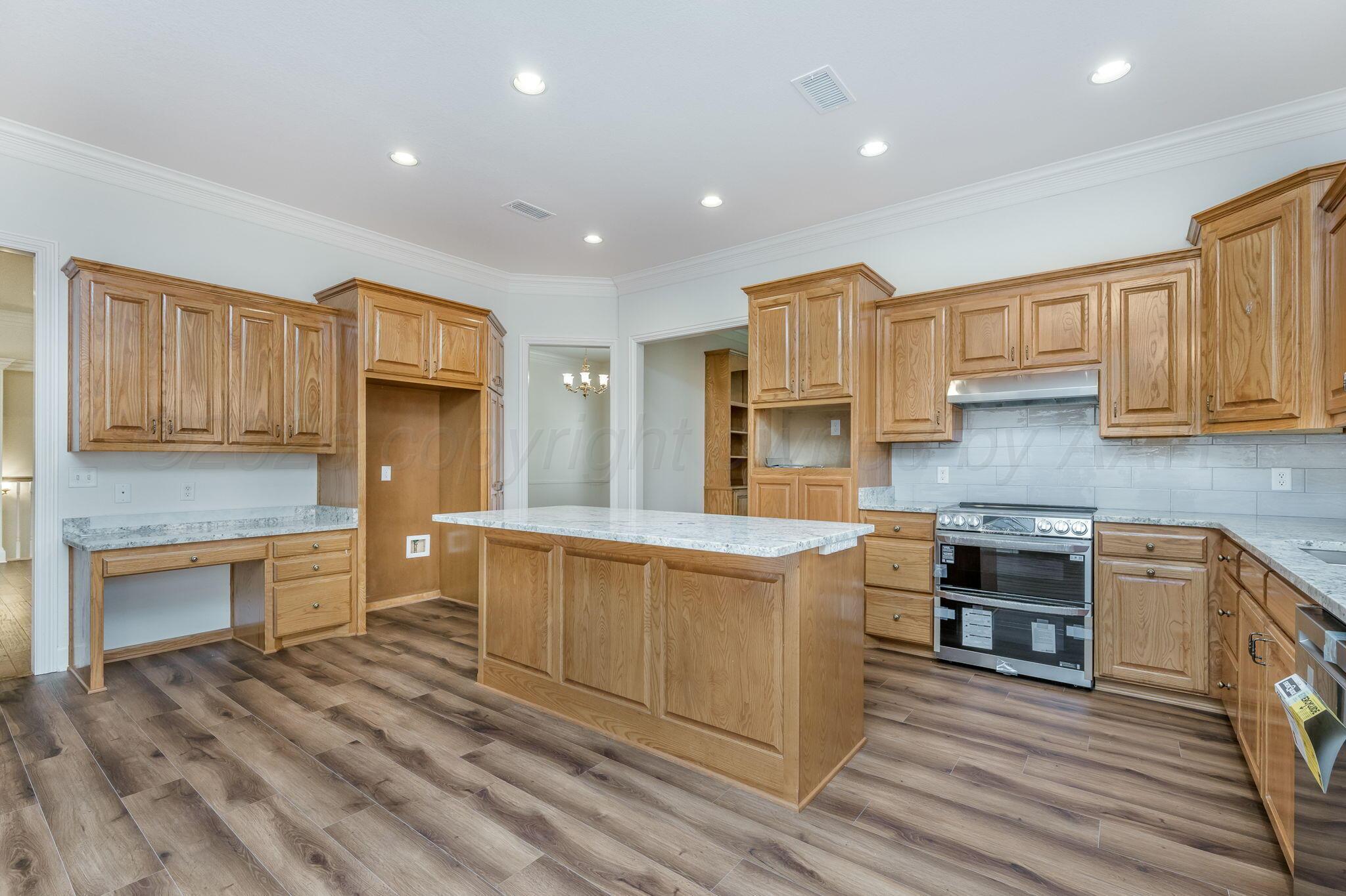 7604 Bayswater Road Property Photo 13