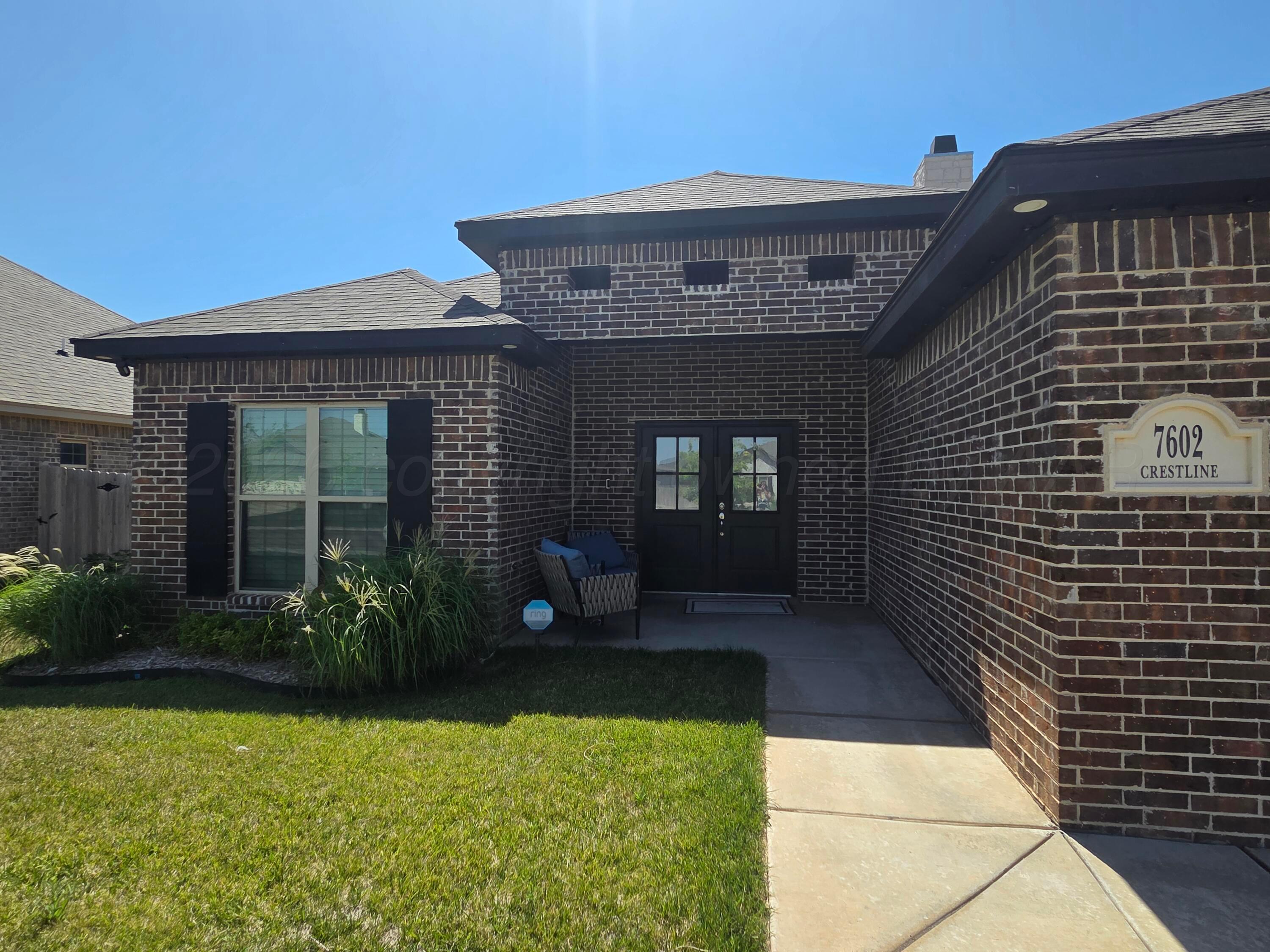 7602 Crestline Drive Property Photo 3