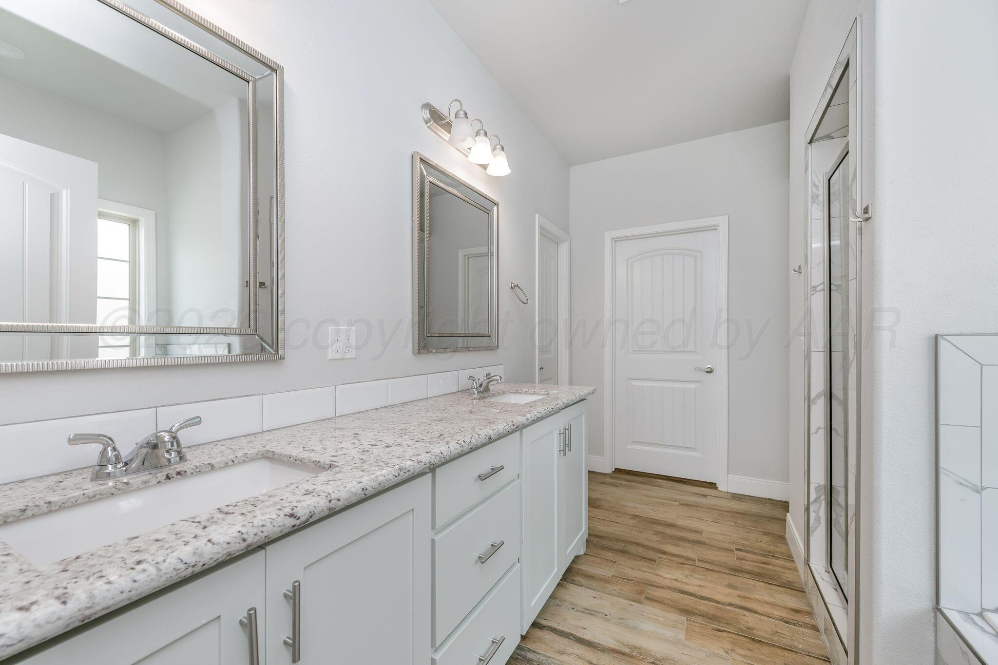 7602 Crestline Drive Property Photo 13
