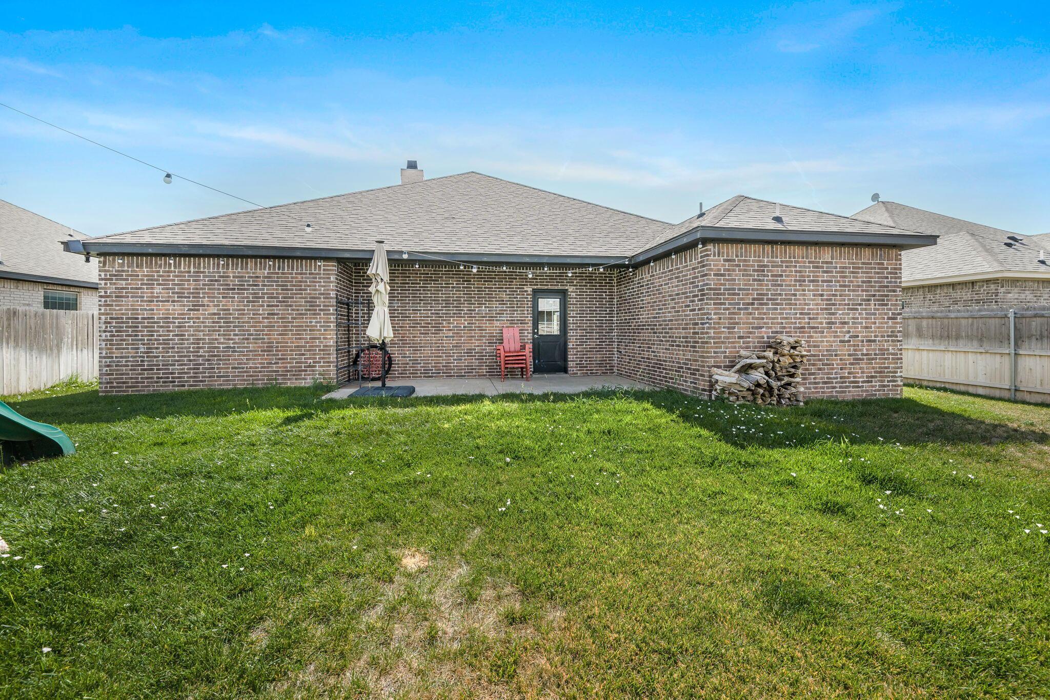 7602 Crestline Drive Property Photo 24