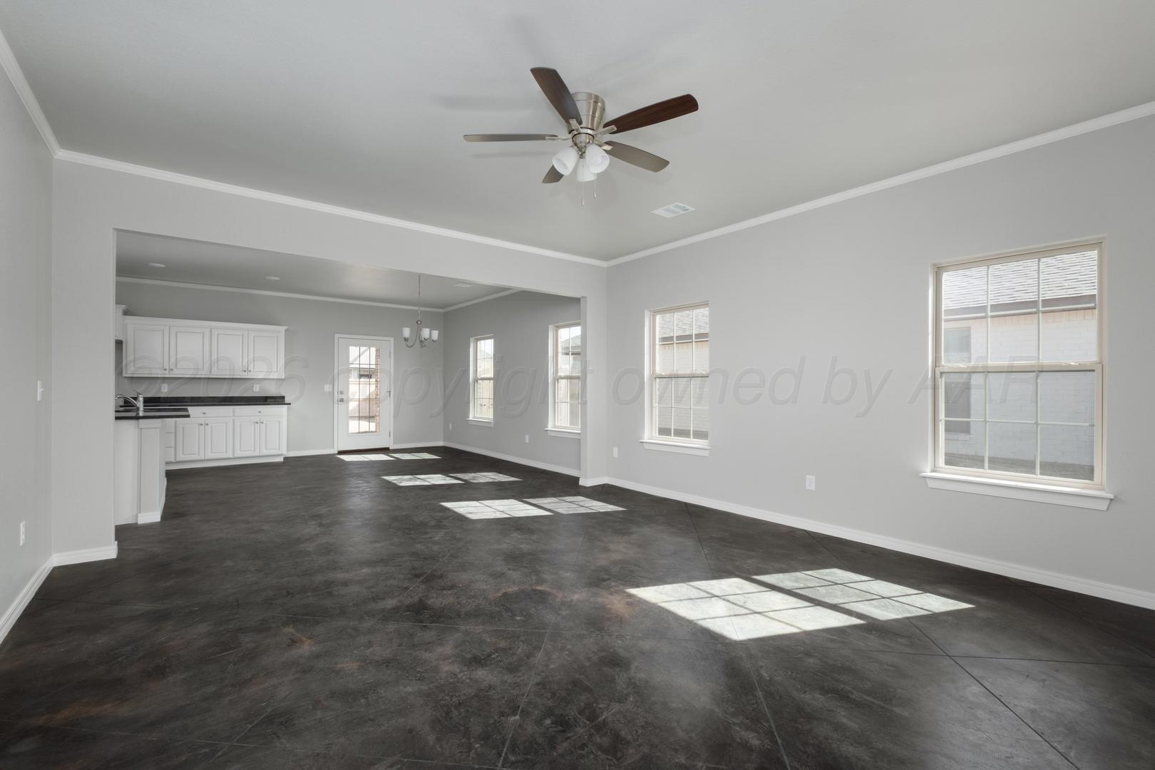 7609 Beck Drive Property Photo 5