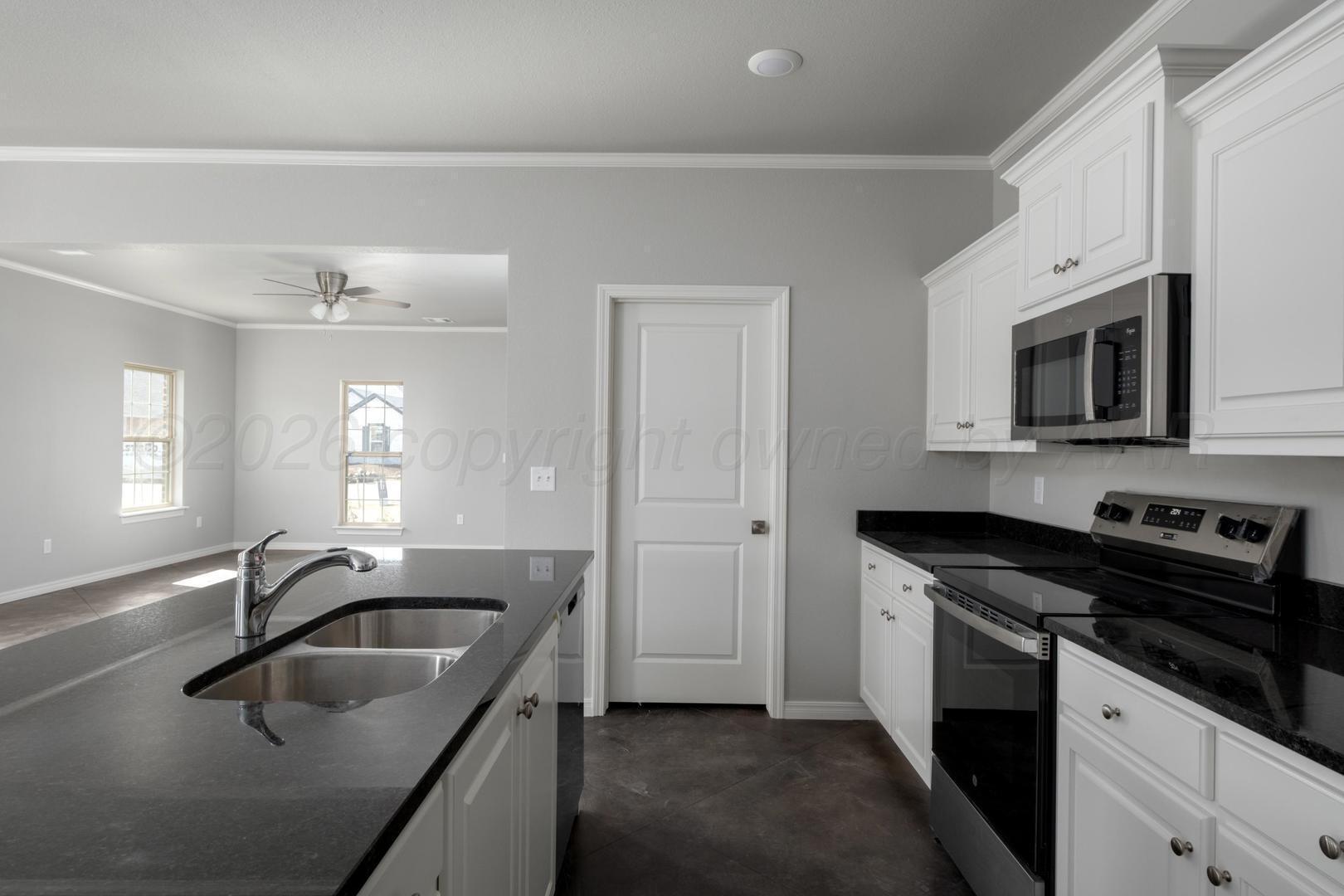 7609 Beck Drive Property Photo 11
