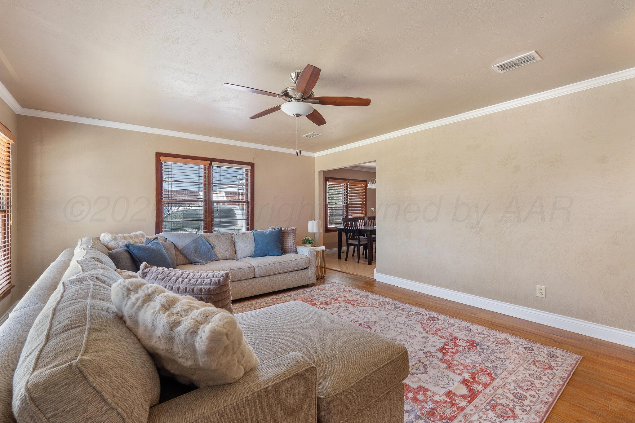 1103 Buena Vista Property Photo 5