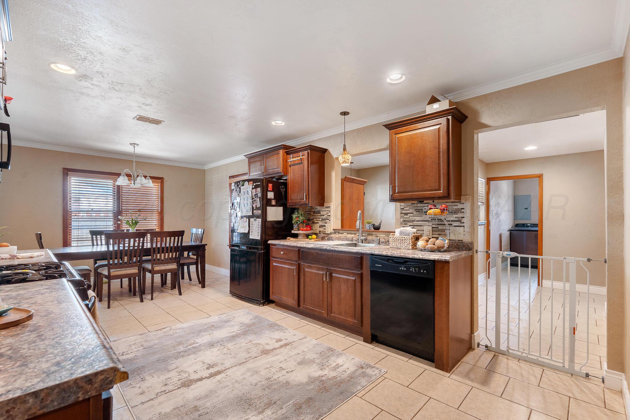 1103 Buena Vista Property Photo 14