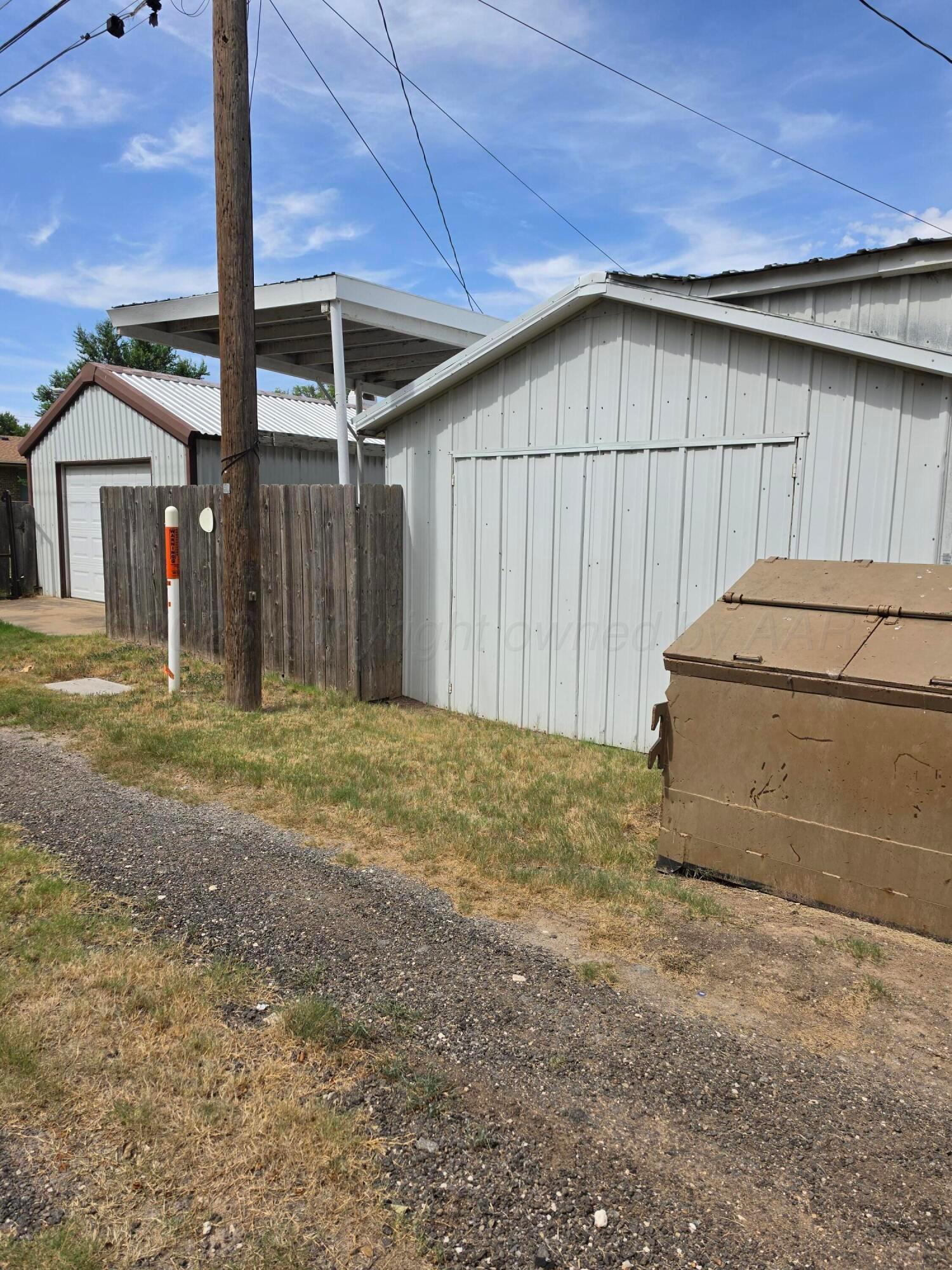 1003 Northwestern Street Property Photo 12