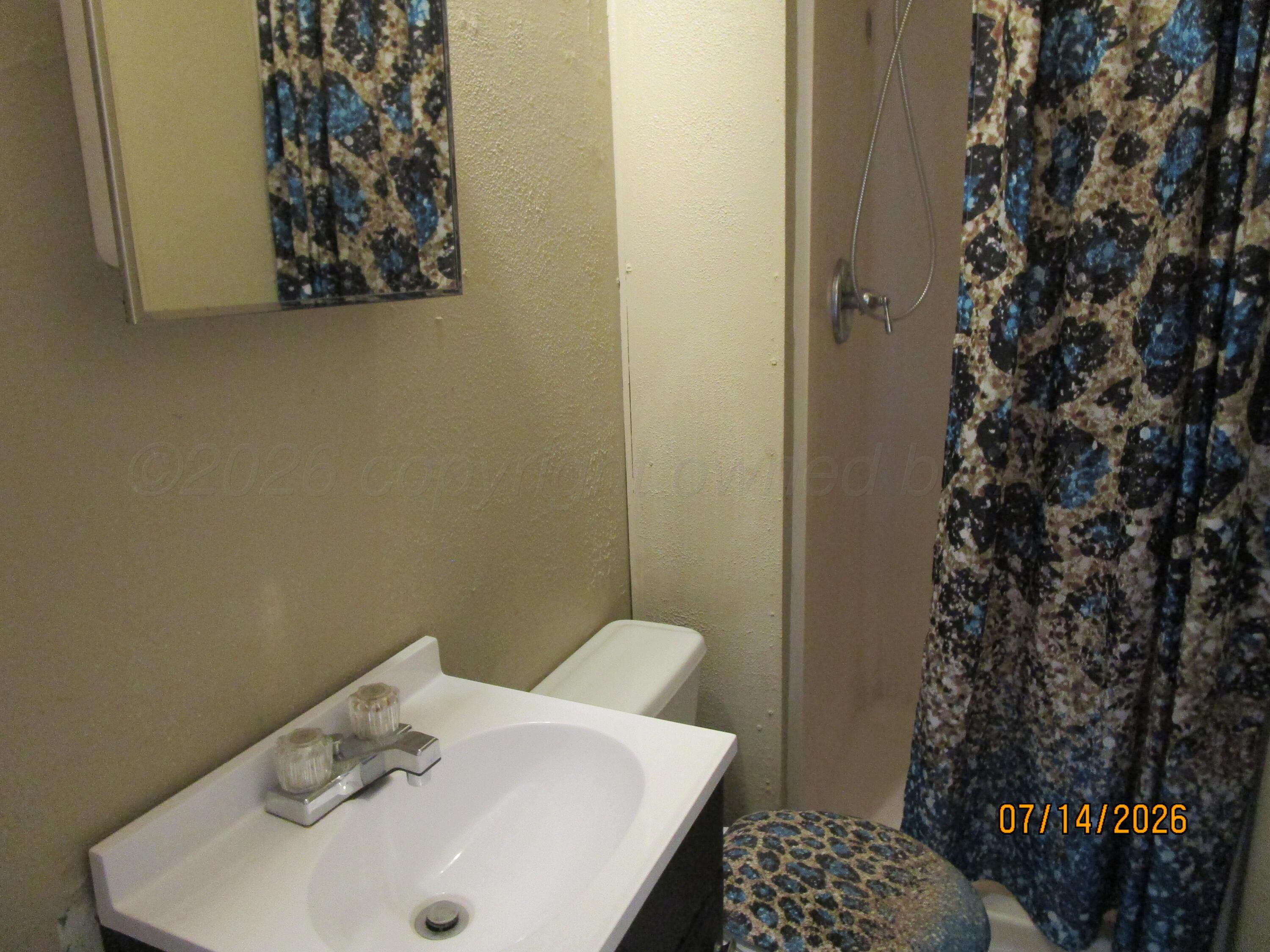 607 W Wilson, #5 Street Property Photo 6