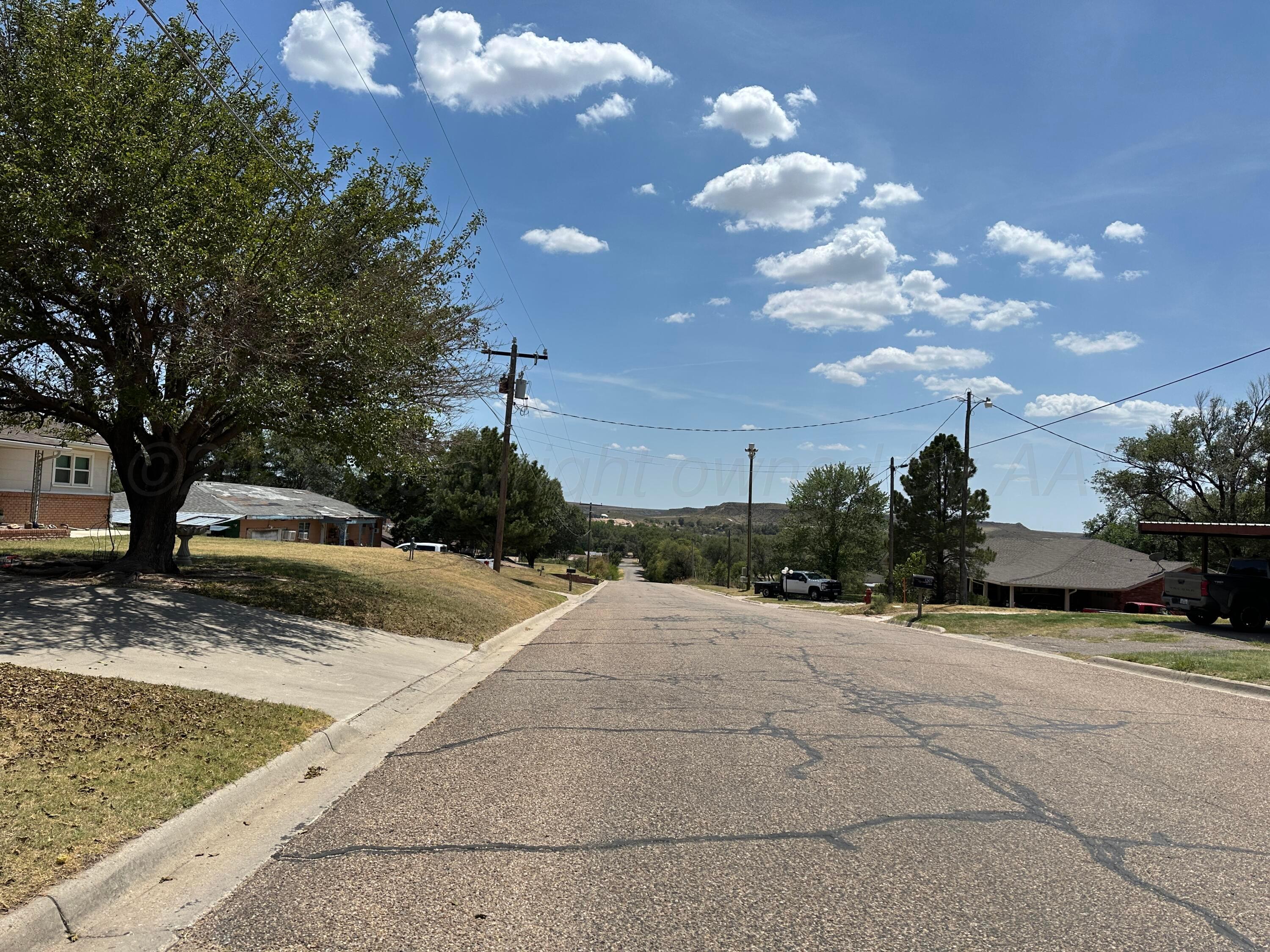 1308 Lion Street Property Photo 5