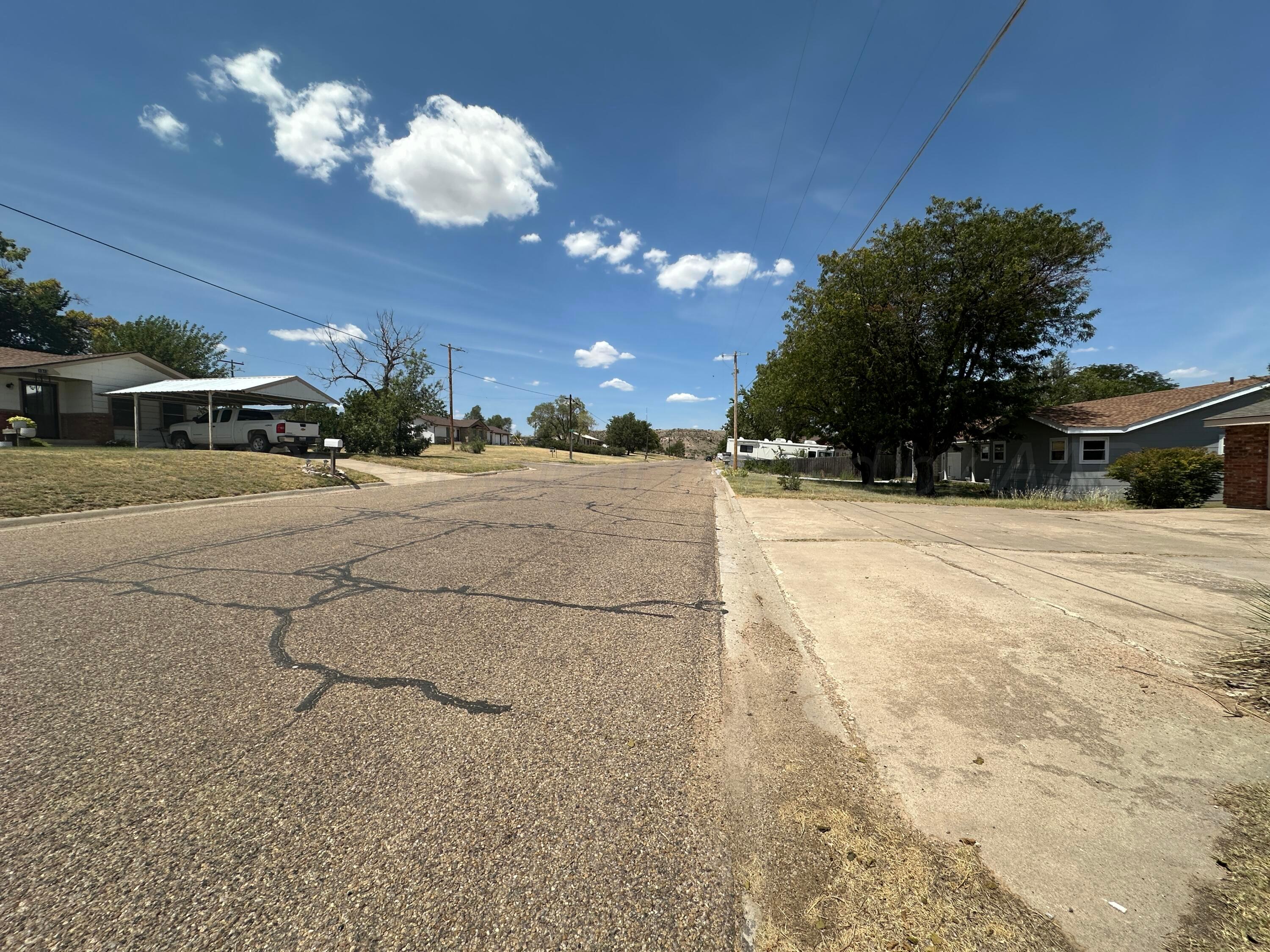 1308 Lion Street Property Photo 6