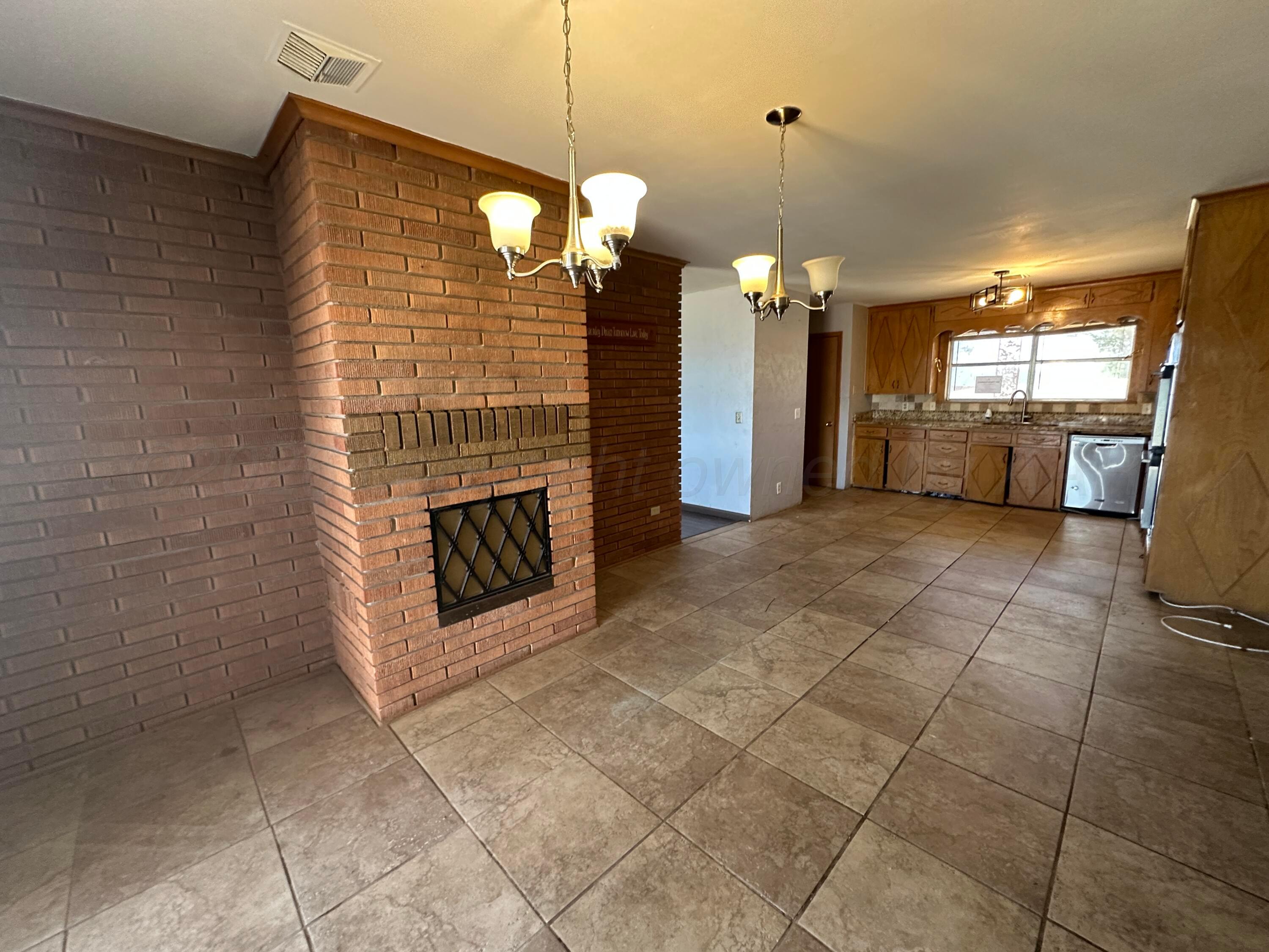 1308 Lion Street Property Photo 10