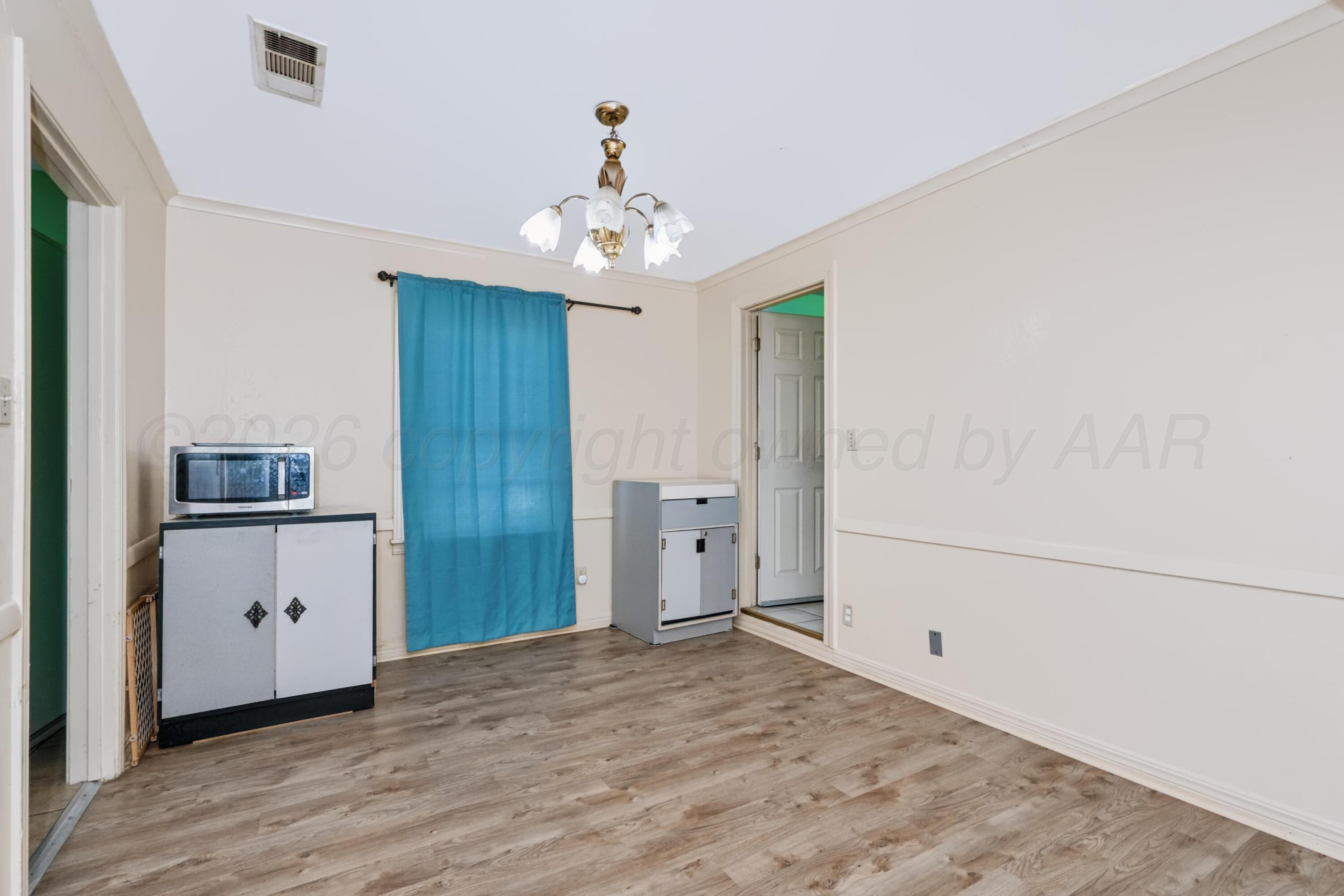 3908 Westlawn Avenue Property Photo 8
