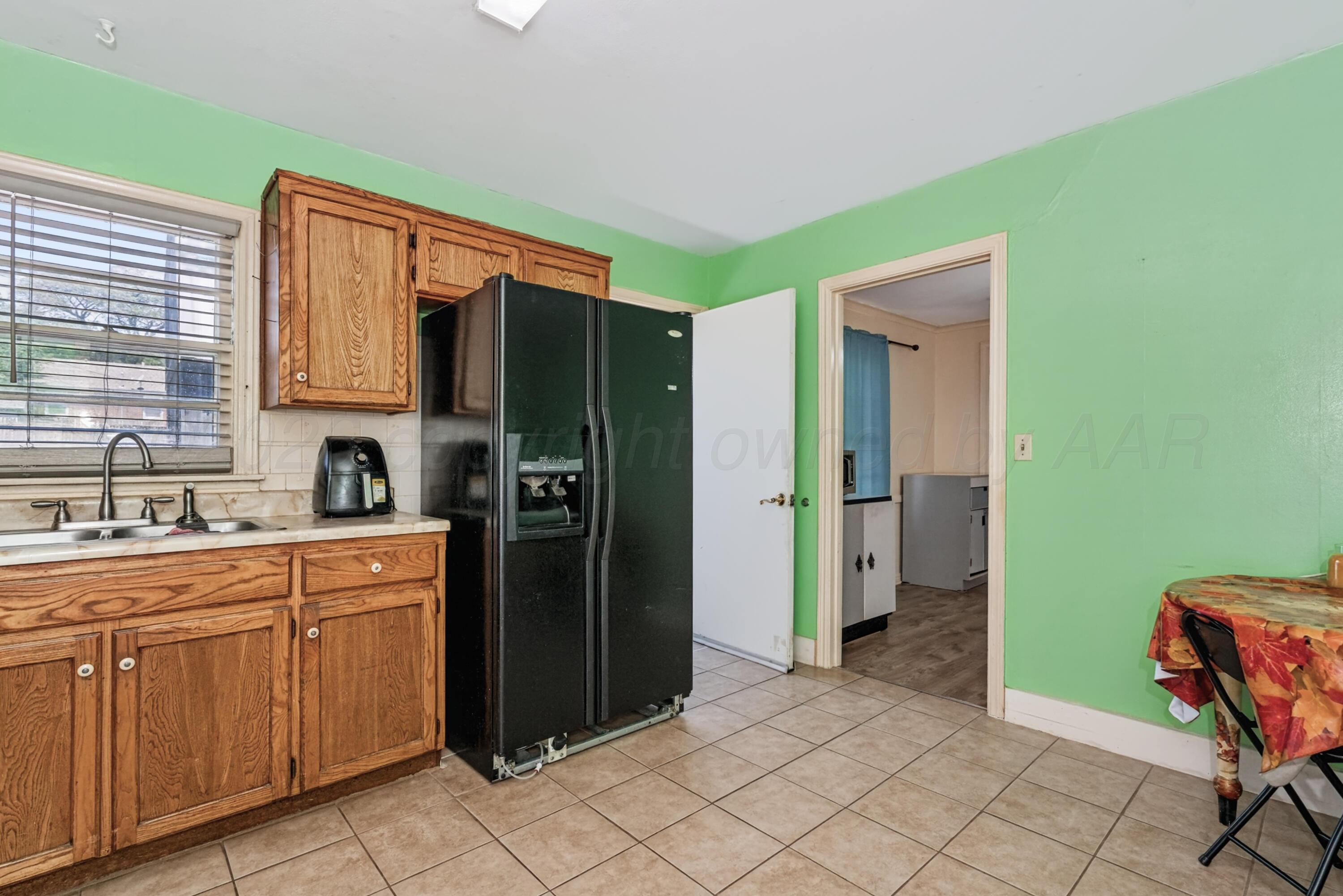 3908 Westlawn Avenue Property Photo 12