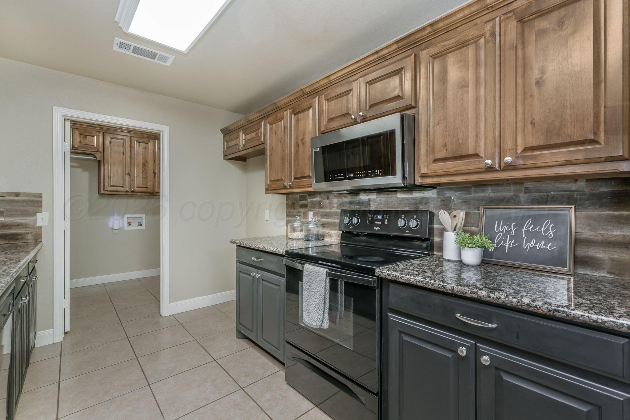 3803 Arden Road Property Photo 8