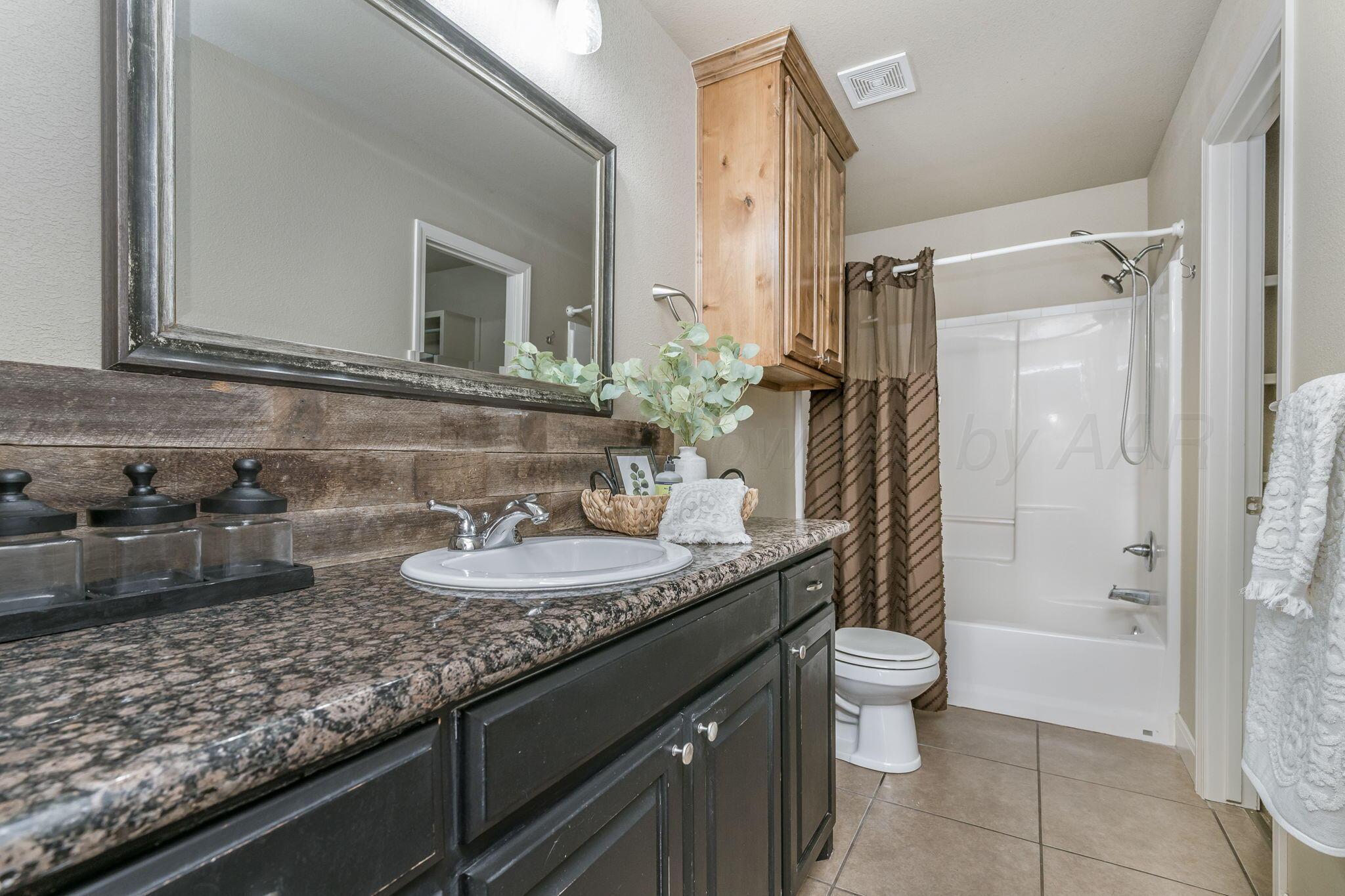 3803 Arden Road Property Photo 13