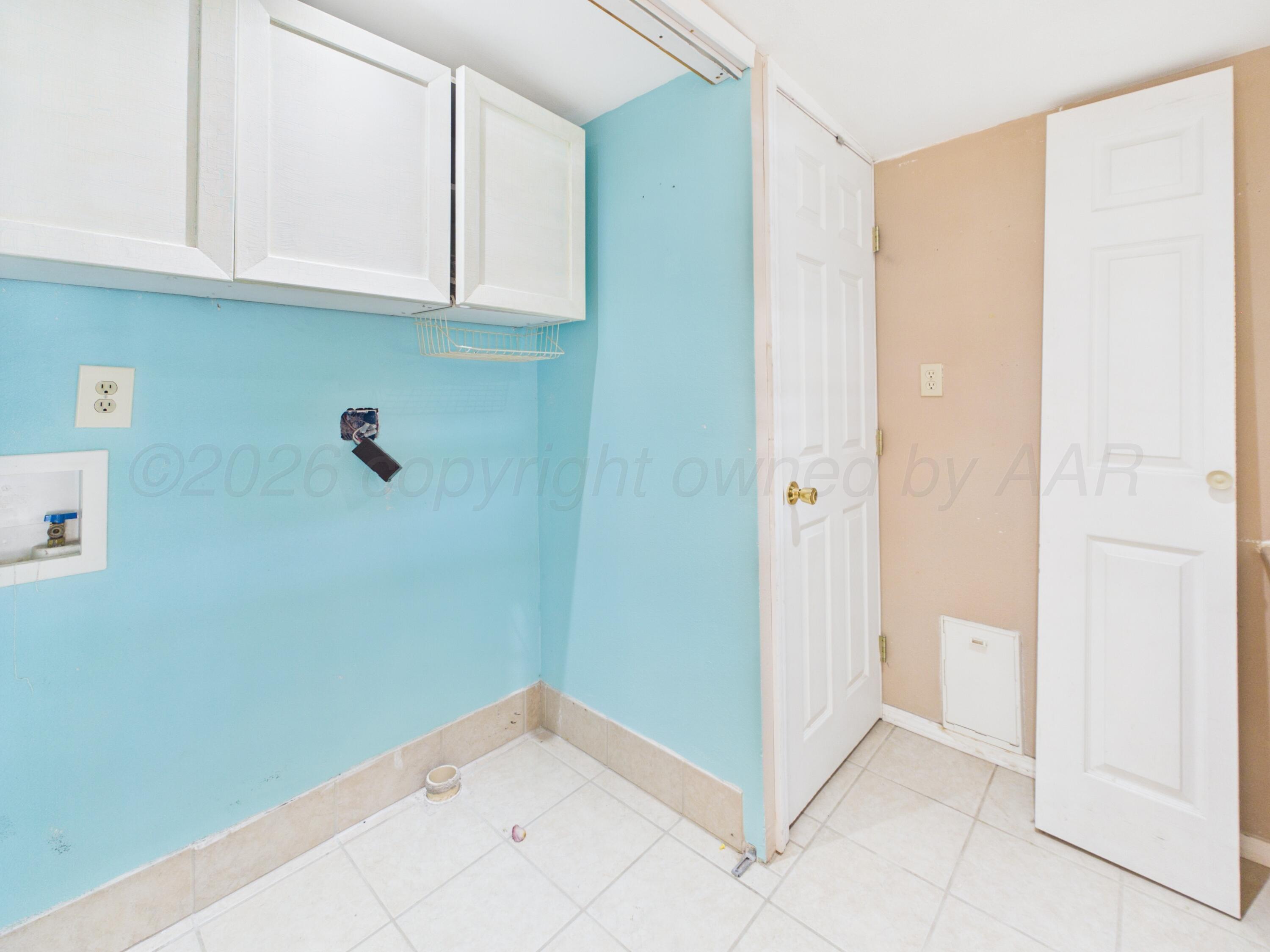 613 N Doucette Street Property Photo 23