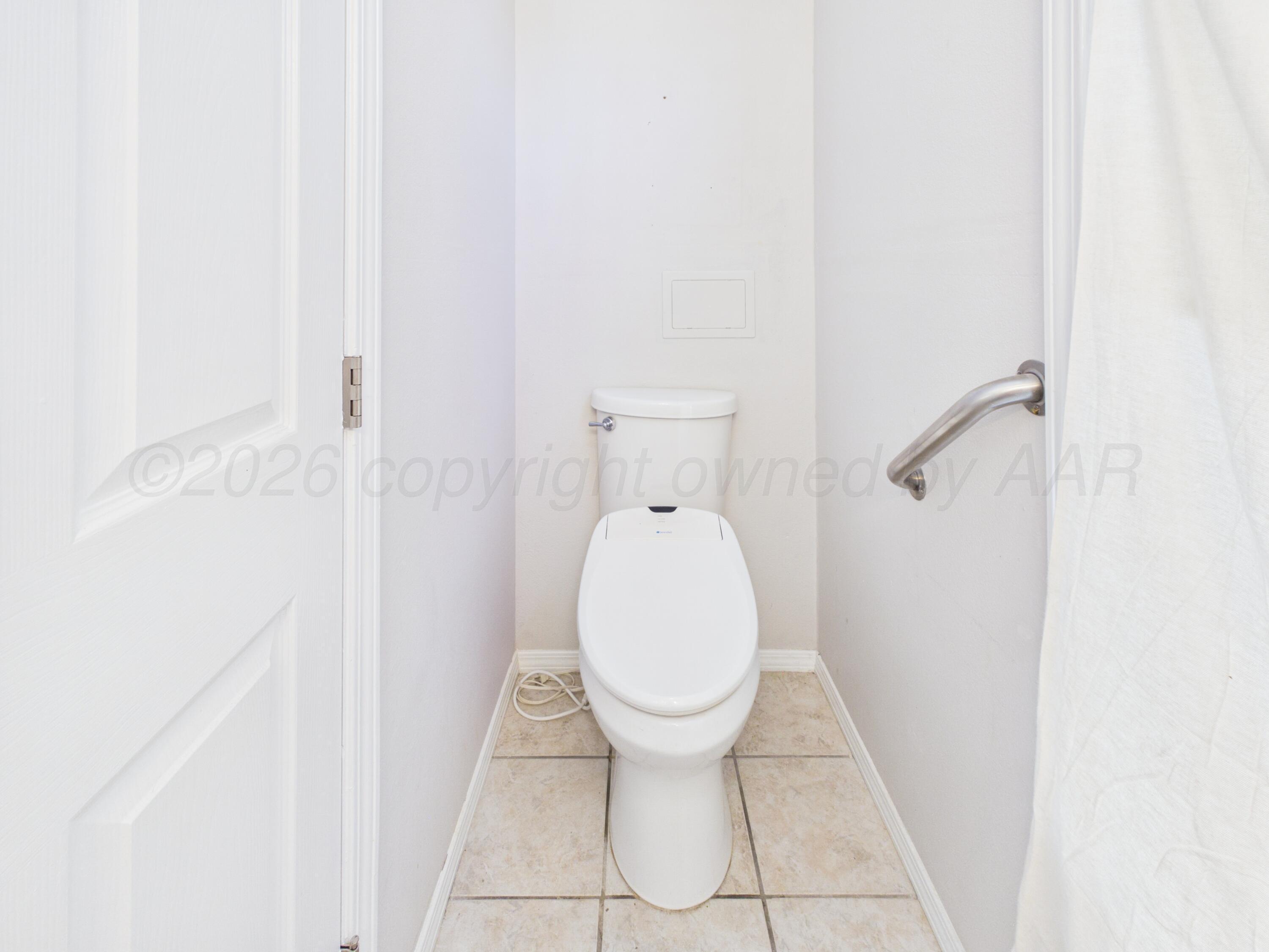 613 N Doucette Street Property Photo 33