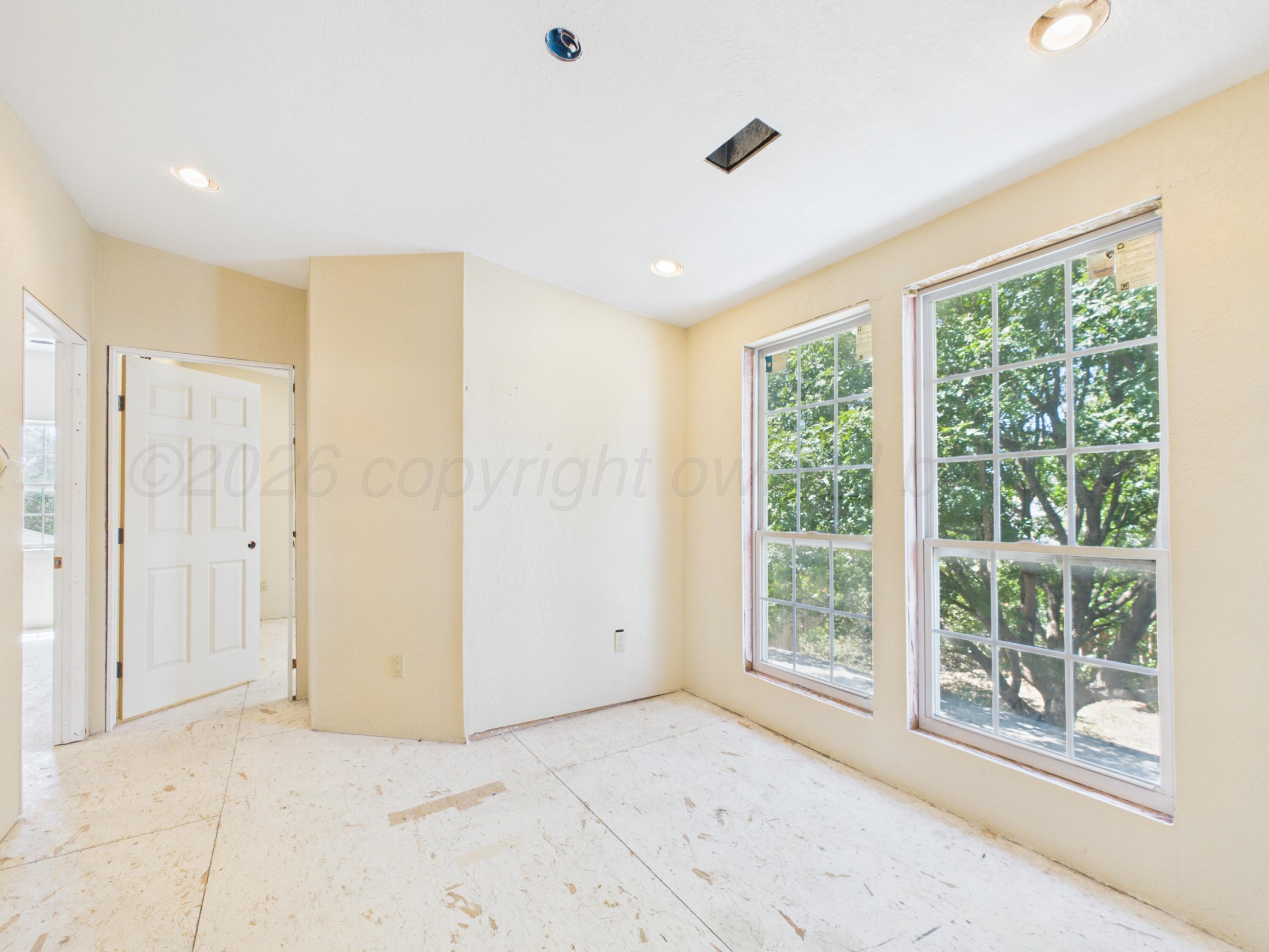 613 N Doucette Street Property Photo 37
