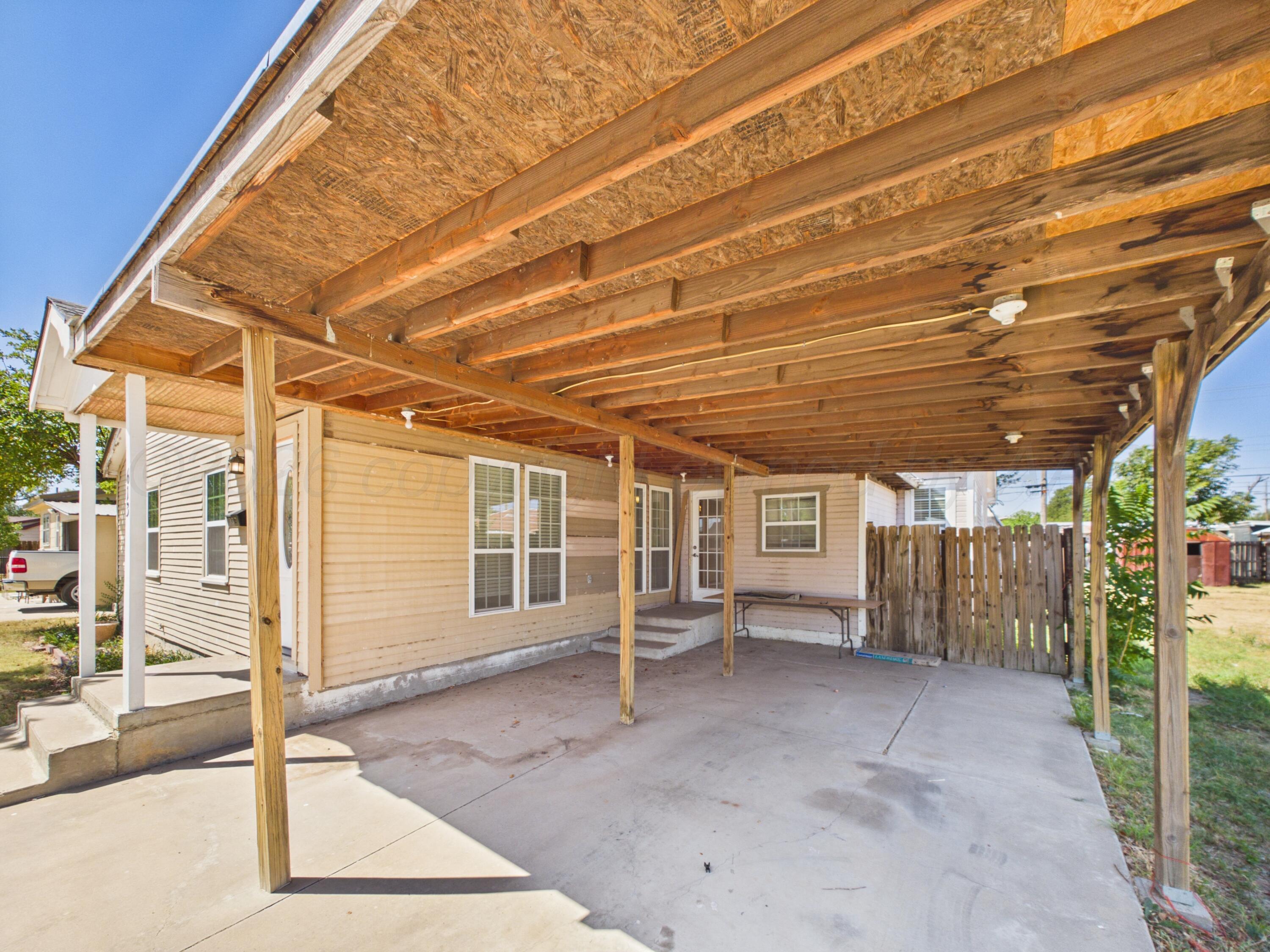 613 N Doucette Street Property Photo 49