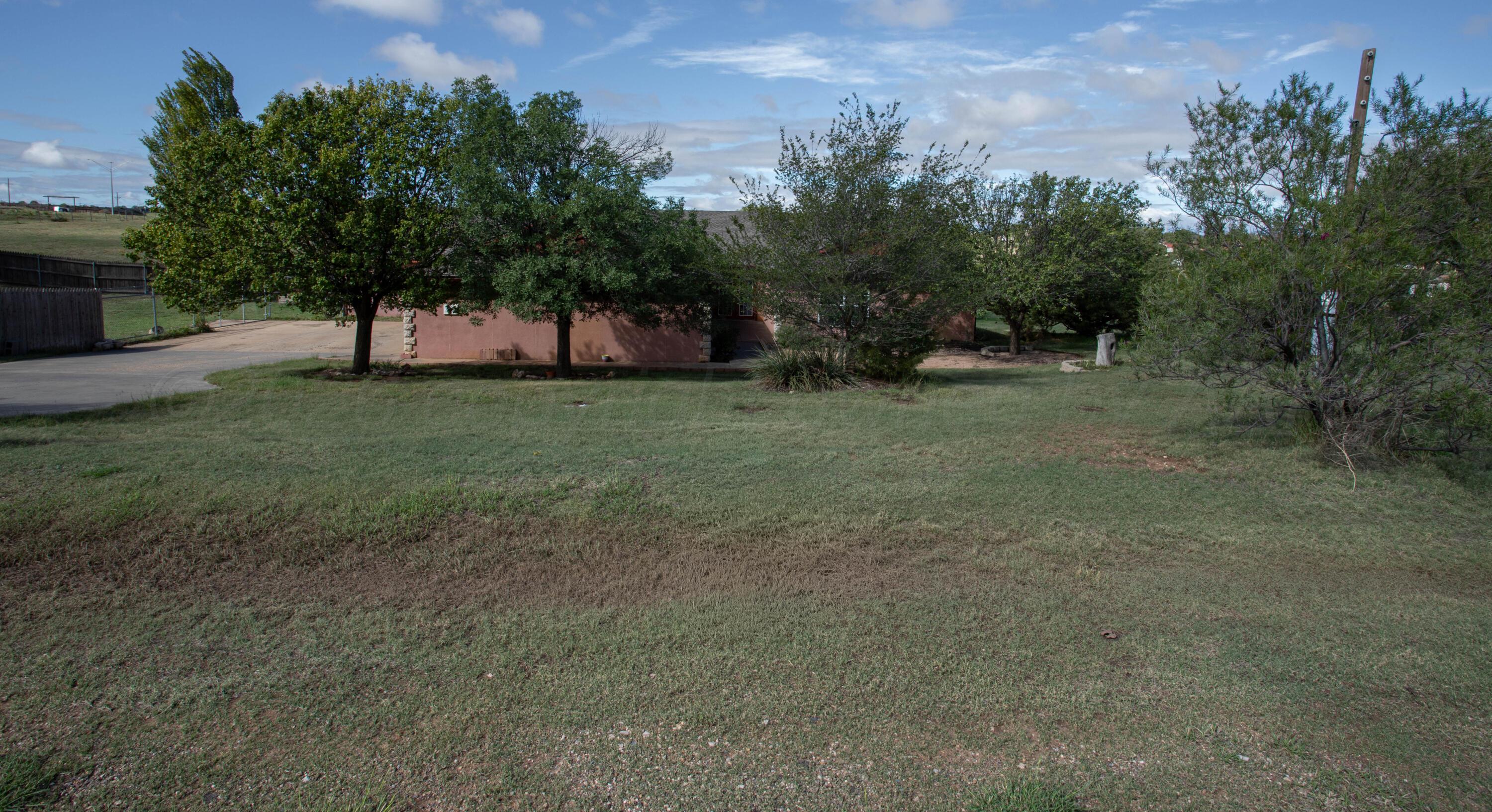 1906 Crestview Avenue Property Photo 3