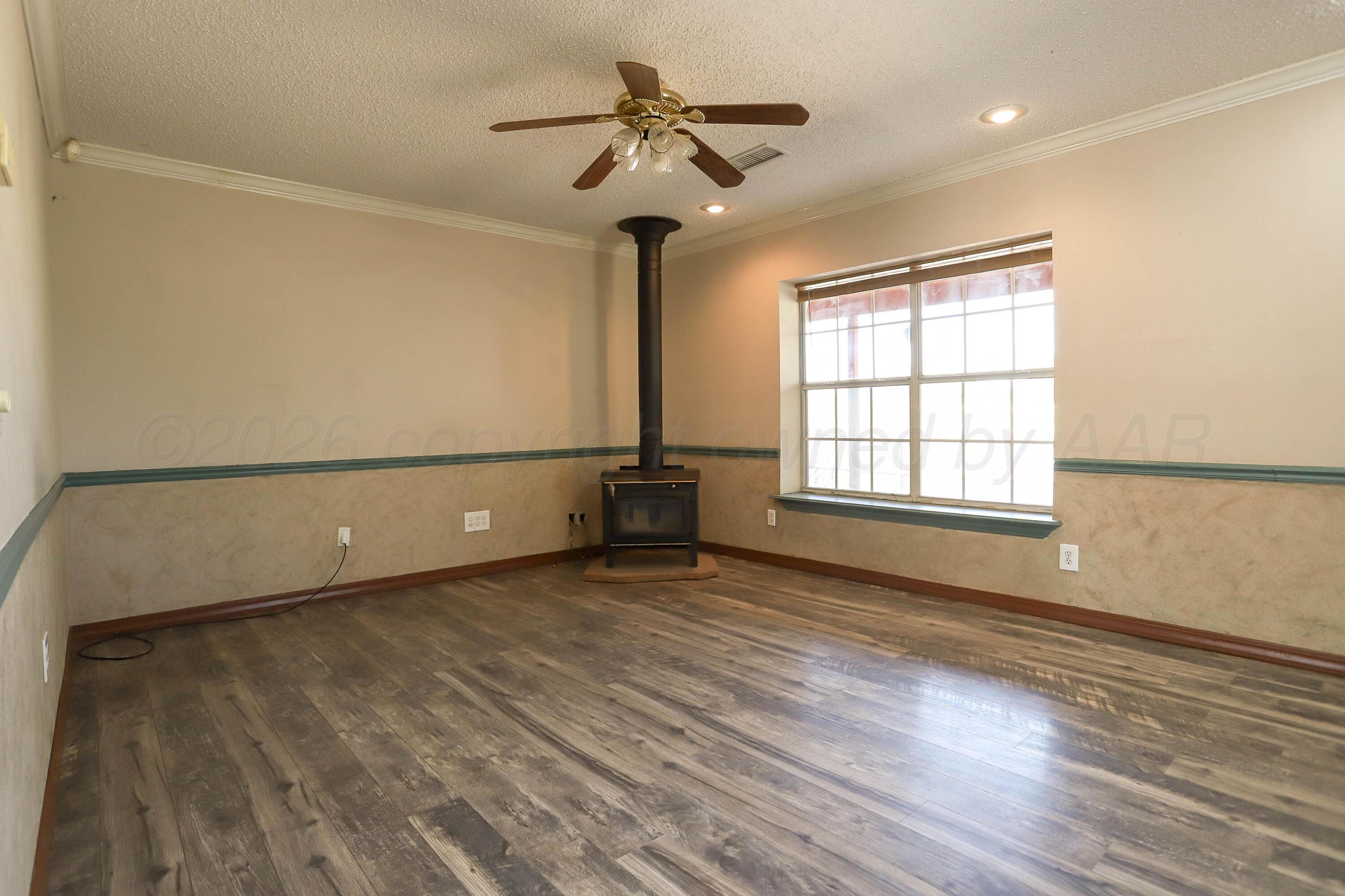 1906 Crestview Avenue Property Photo 7