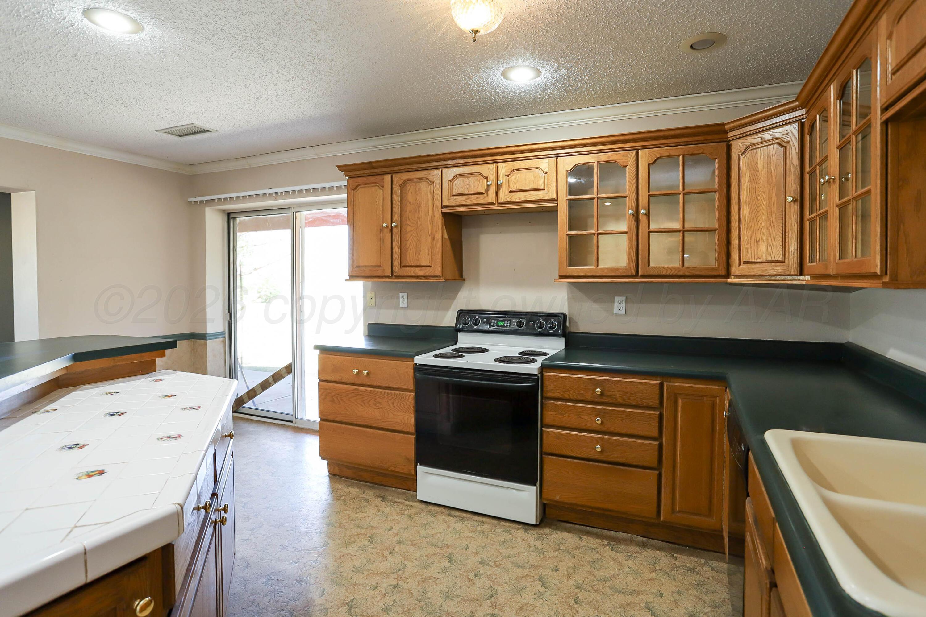 1906 Crestview Avenue Property Photo 9