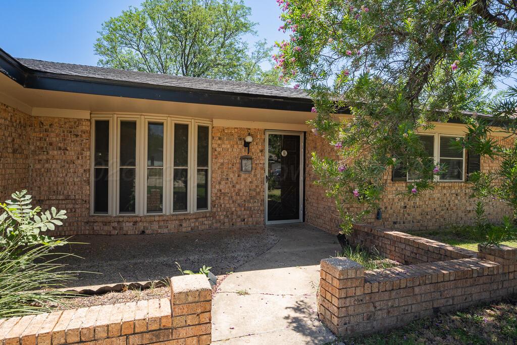 6003 Jameson Road Property Photo 2