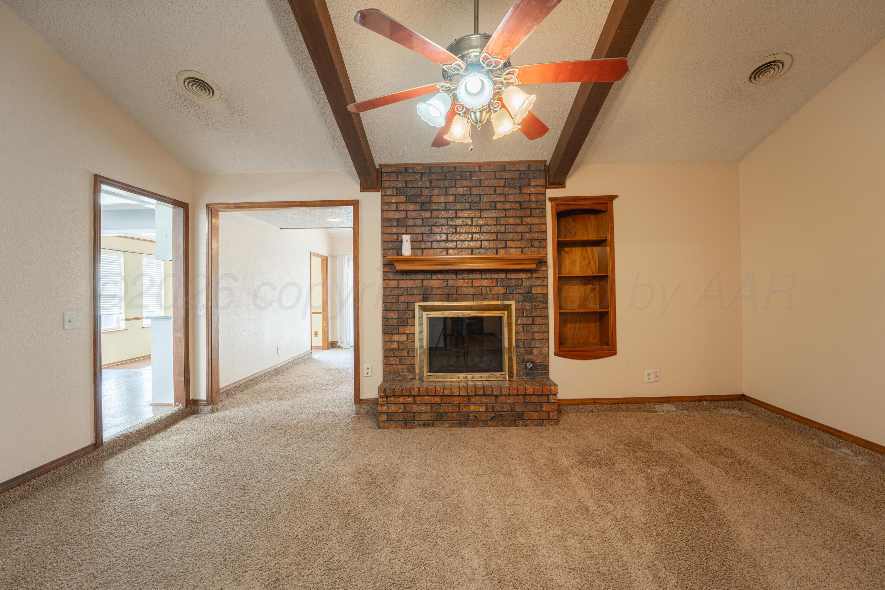 4203 Dodson Drive Property Photo 3